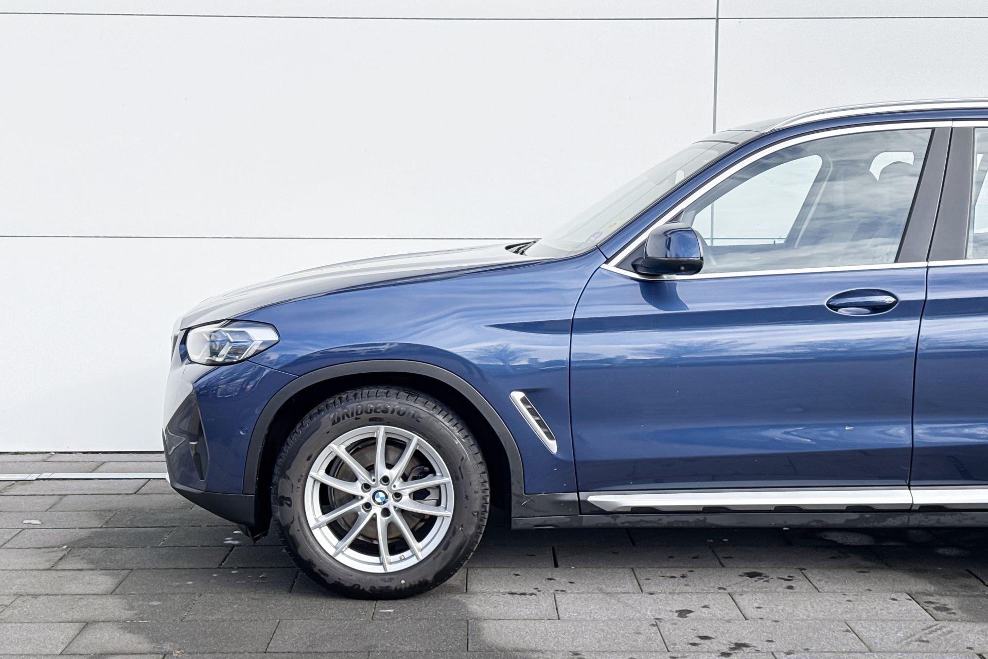 Foto van BMW X3 Xdrive20i