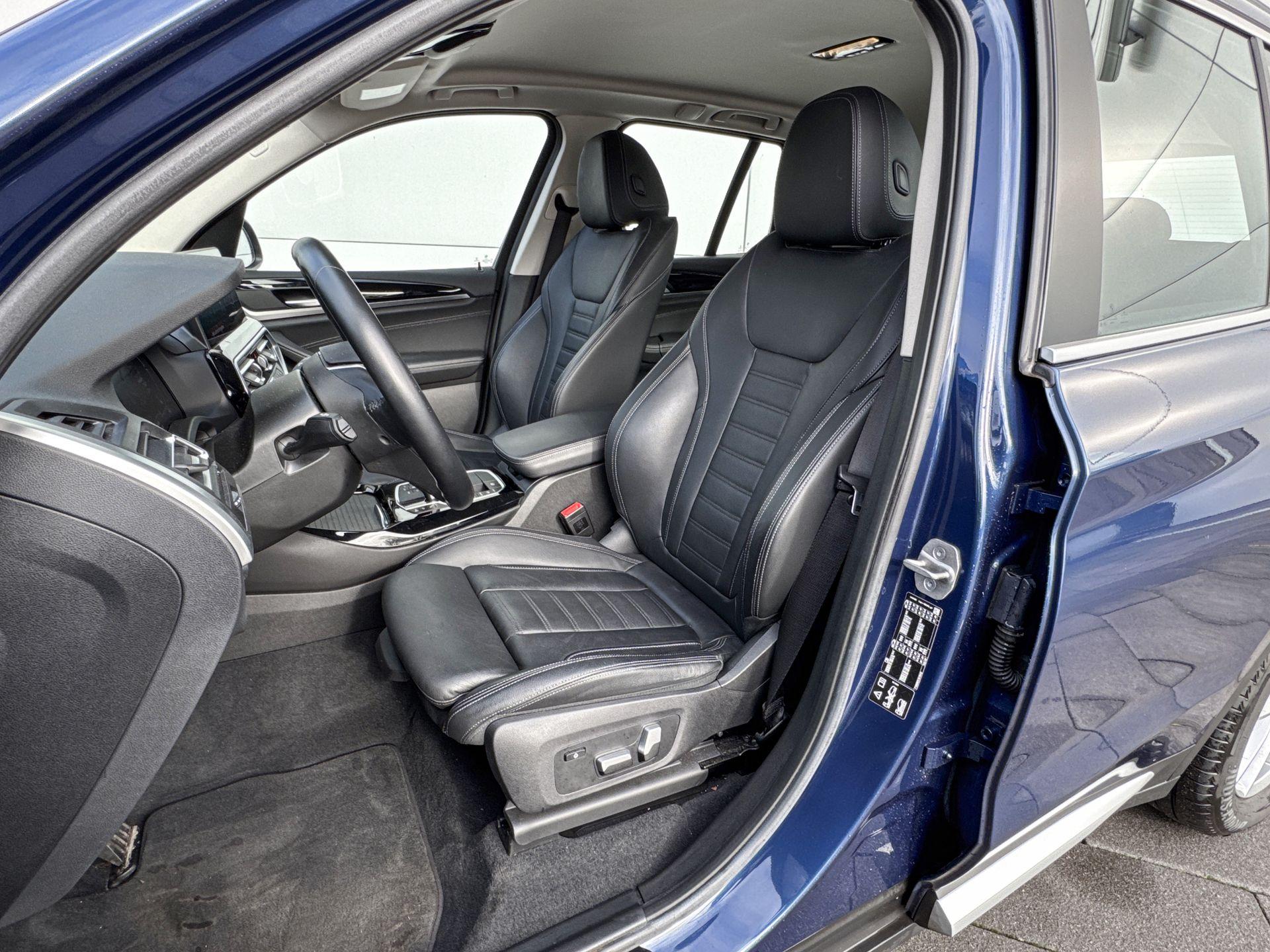 Foto van BMW X3 Xdrive20i