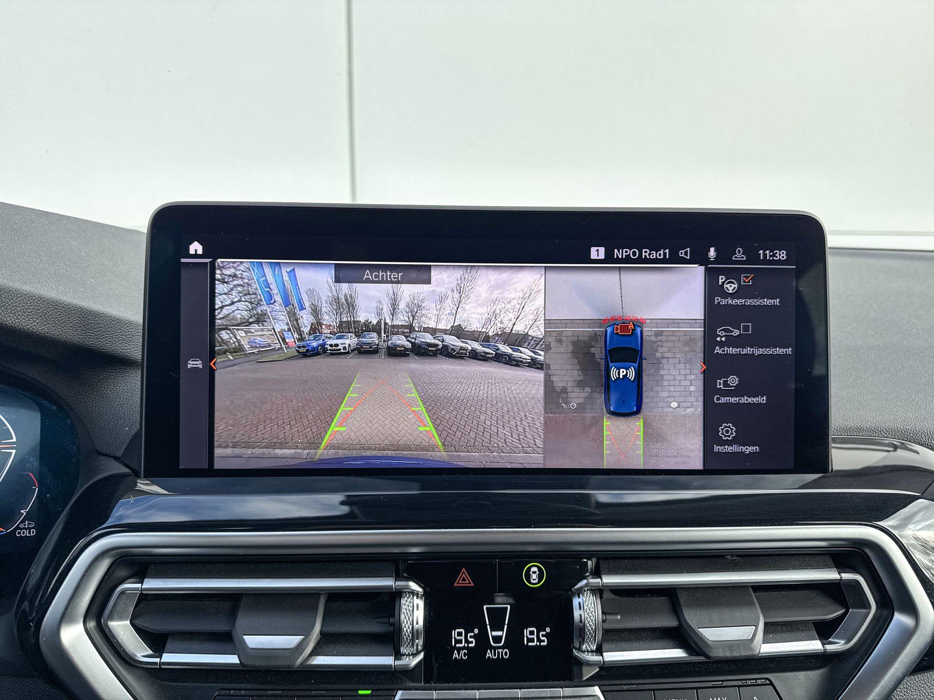 Foto van BMW X3 Xdrive20i