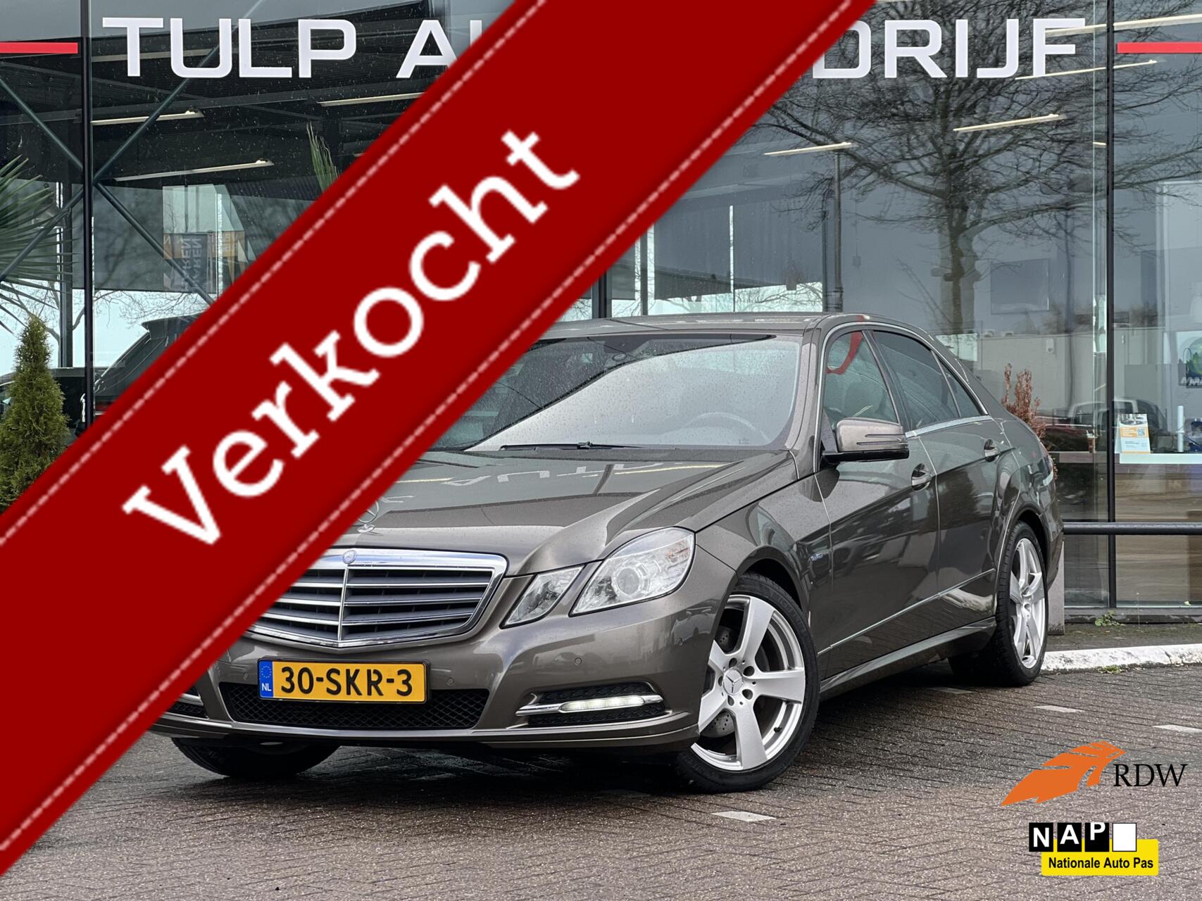 Mercedes-Benz E 200 200 CGI Business Class Leder Nav NLauto NAP 2011 - voorkant