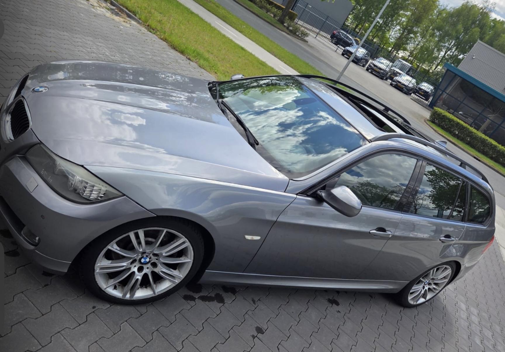 BMW 3er Reihe AB 2010 - voorkant