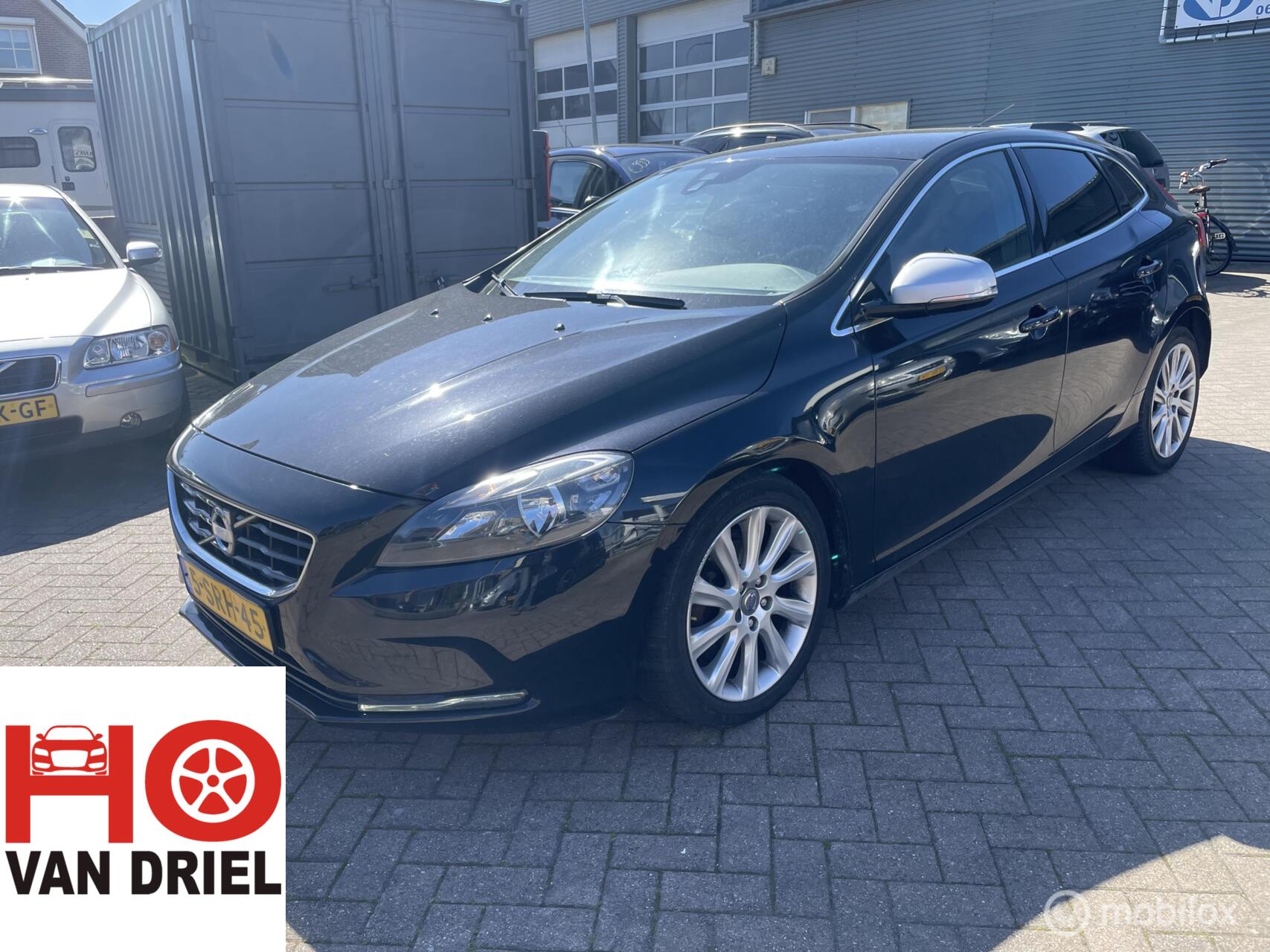 Foto van VOLVO V40