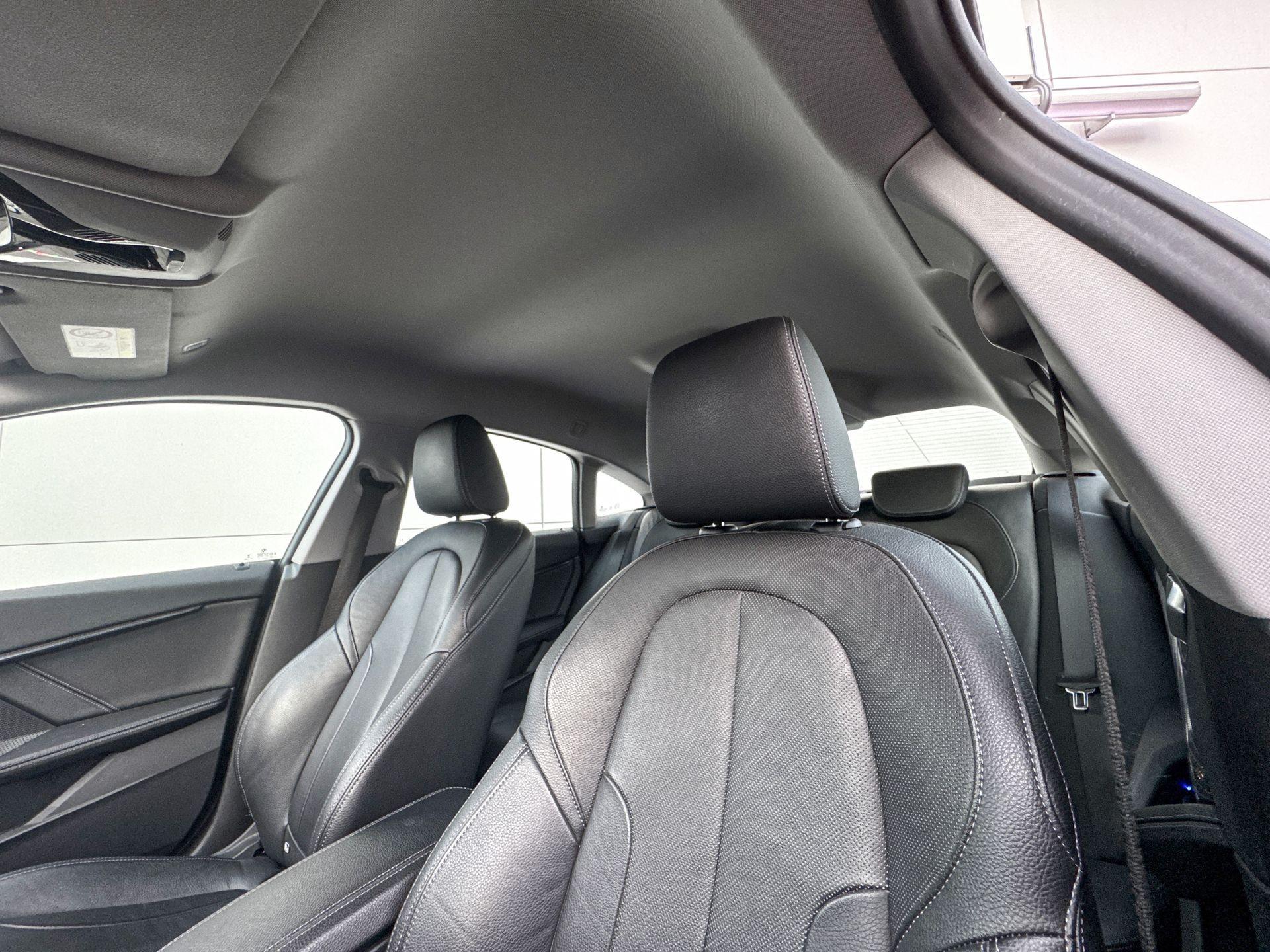 Foto van BMW 218i