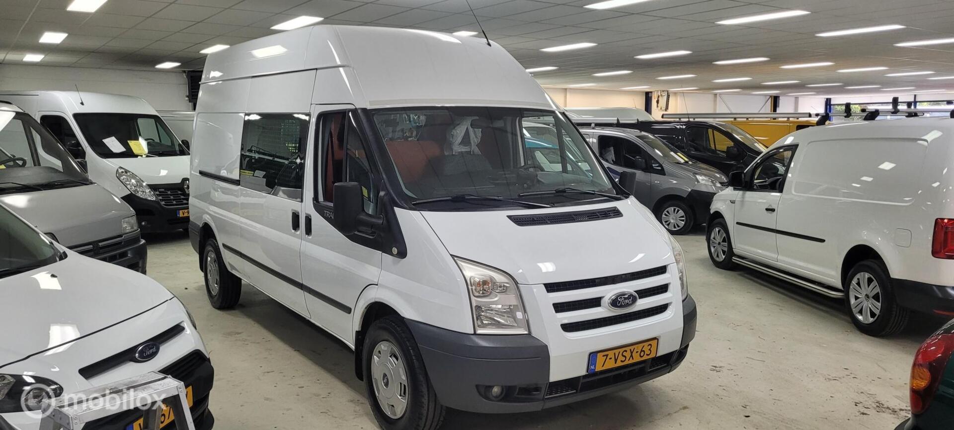 Ford Transit 350l Van 115dpf 4,27 350M 2.4 TDCI ACHTERWIEL aandrijving 2012 - voorkant