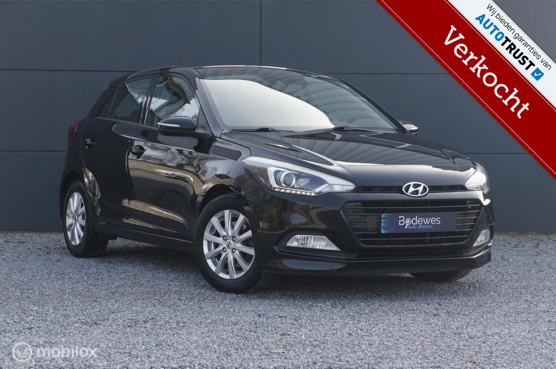Hyundai I20 1.0 T-GDI Comfort Navi Cruise Cam PDC Lane Assi! 2017 - voorkant