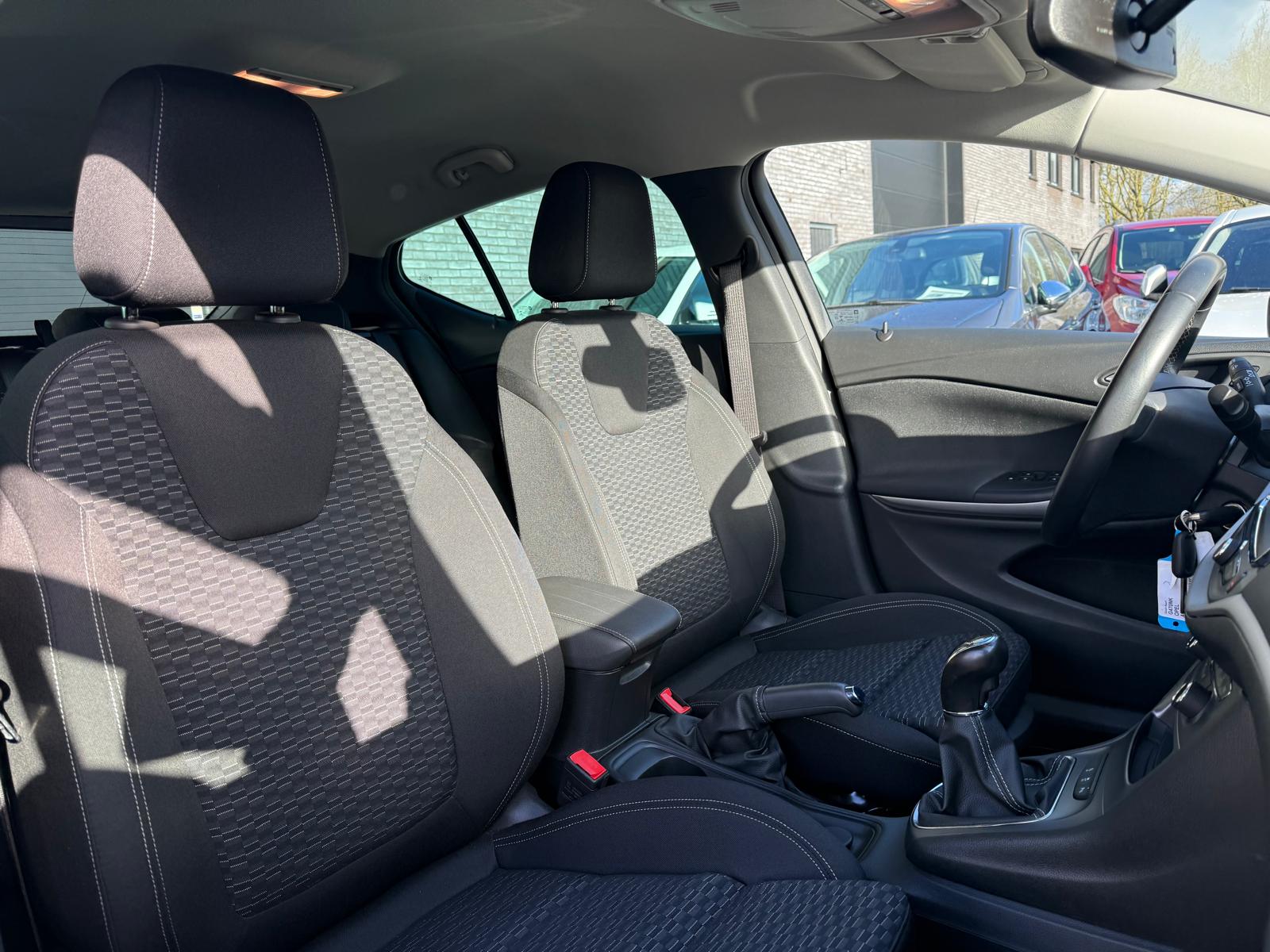 Foto van Opel Astra