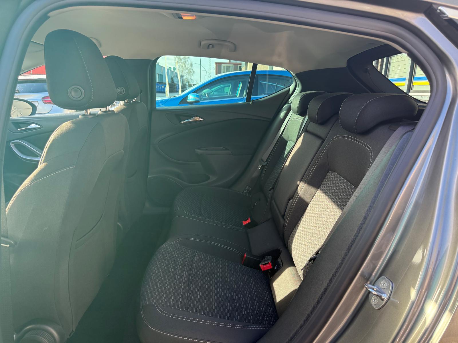 Foto van Opel Astra