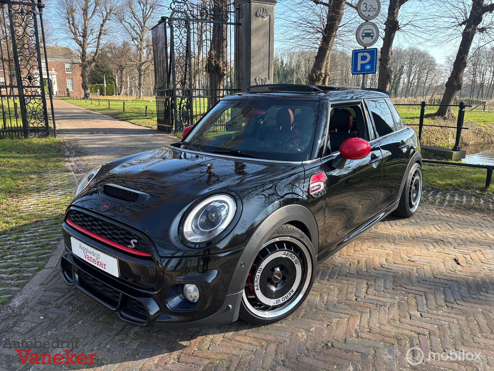 Foto van MINI COOPER S