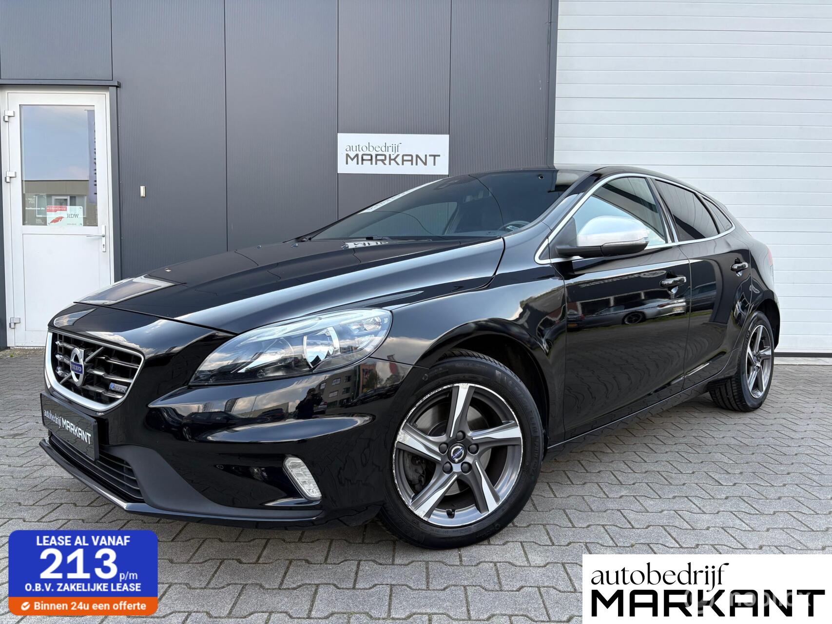 Volvo V40 2.0 T2 R-Design Leder / Trekhaak / Navi / Orig. NL 2016 - voorkant