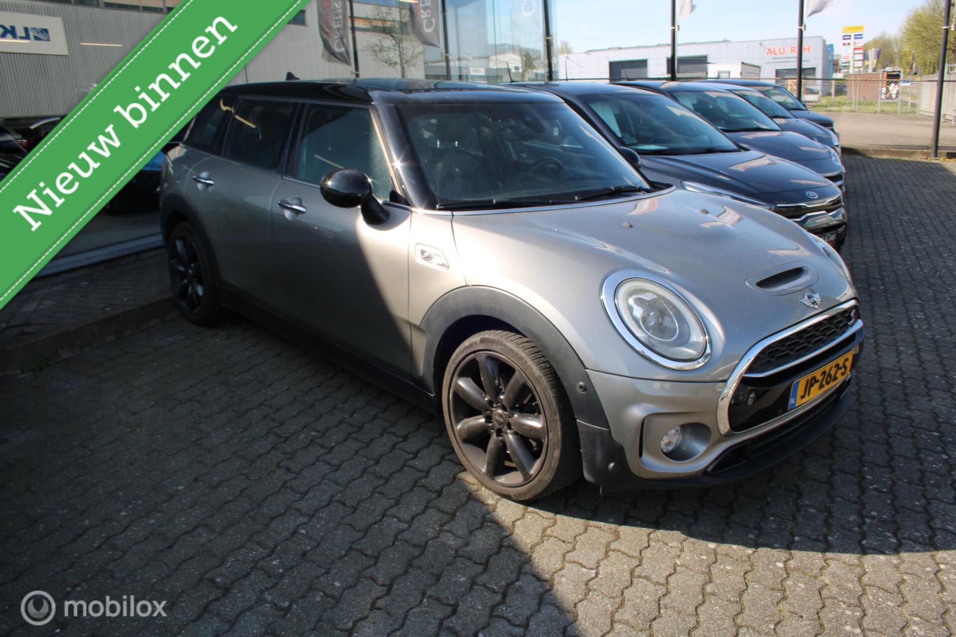Foto van MINI CLUBMAN COOPER S