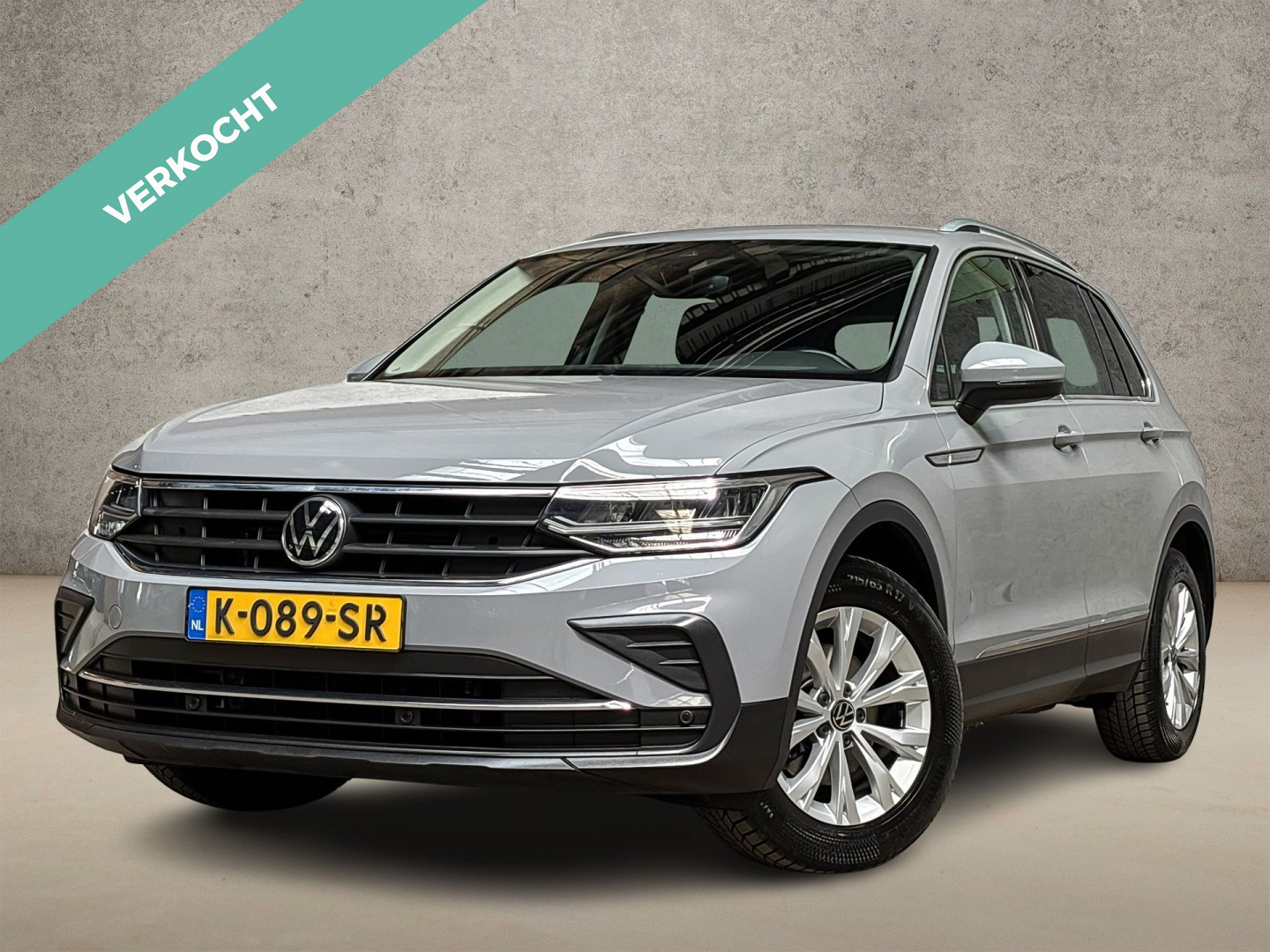 Volkswagen Tiguan 1.5 TSI Life Sport 2021 - voorkant