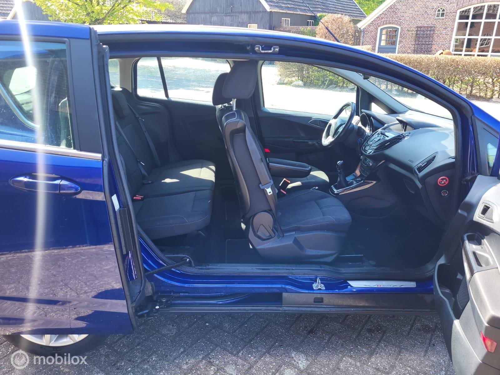 Foto van Ford B-max
