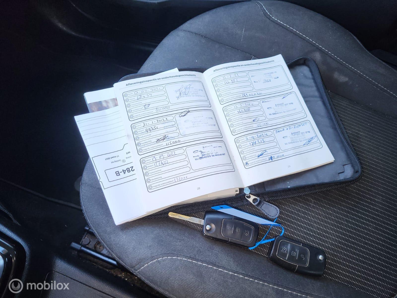 Foto van Ford B-max