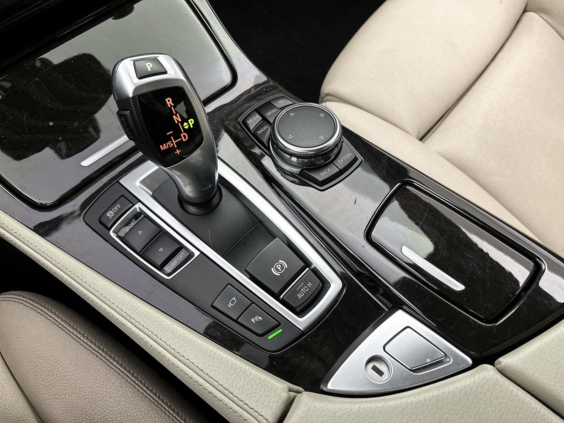 Foto van BMW 528i