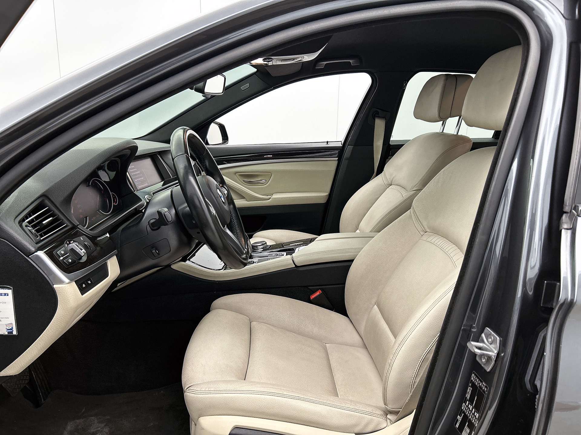 Foto van BMW 528i