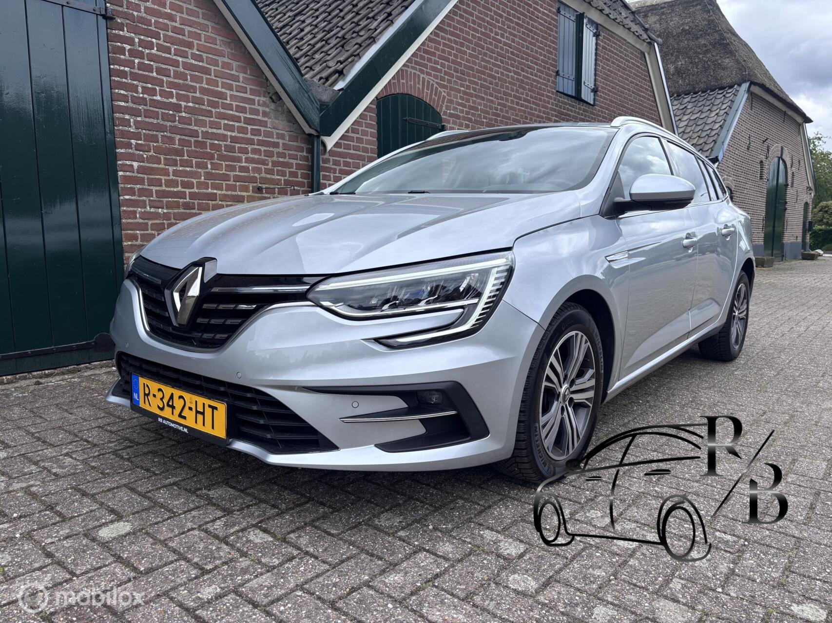 Renault Megane 1.3 TCe Intens 1-EIG NL-Auto Veel Opties 2022 - voorkant