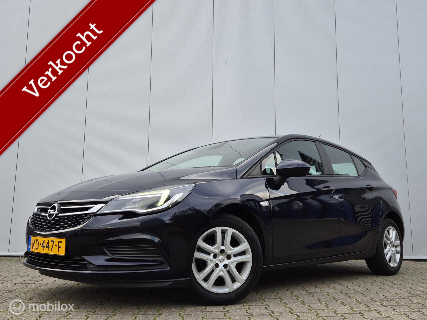 Opel Astra 1.0 ONLINE EDITION/LED/CARPLAY/BLUETOOTH/AIRCO 2017 - voorkant