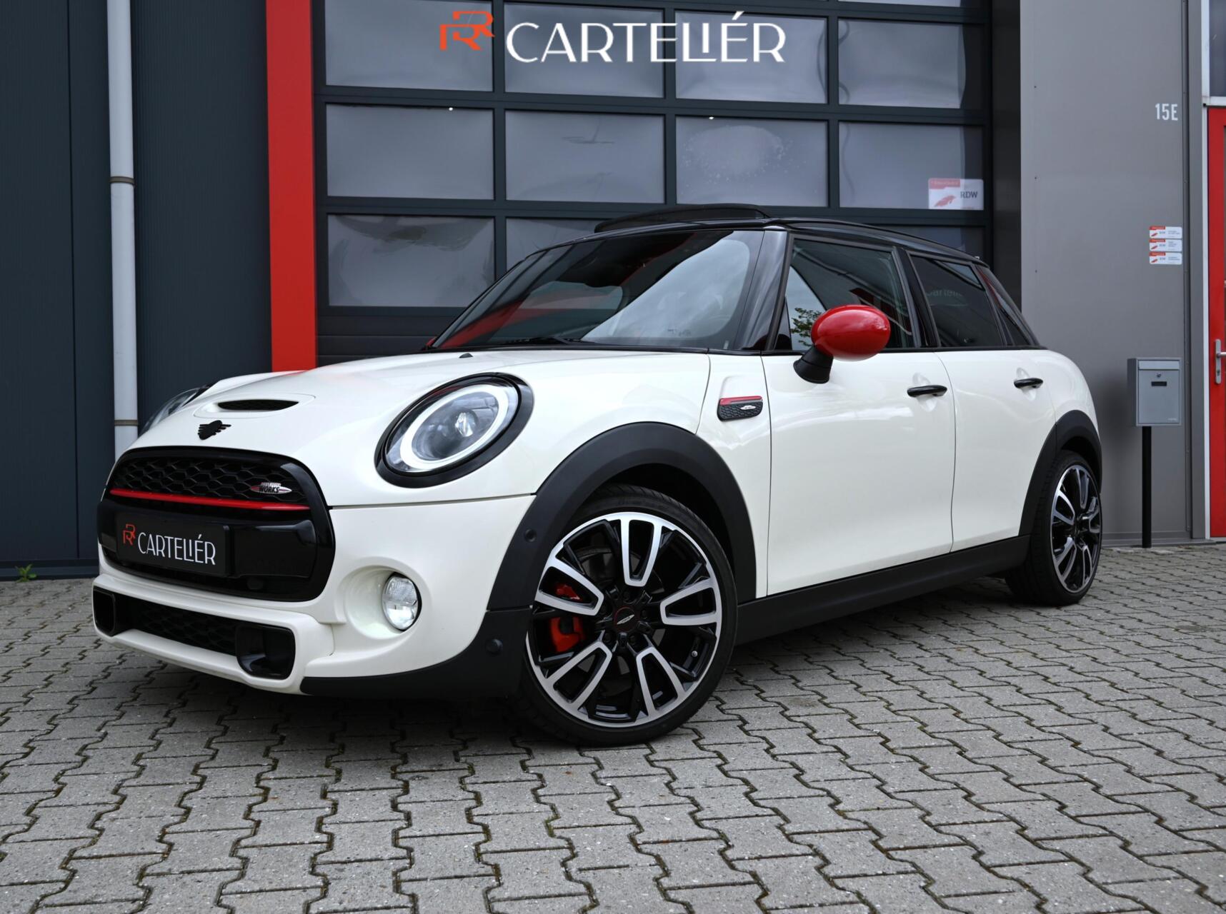 Foto van MINI COOPER S