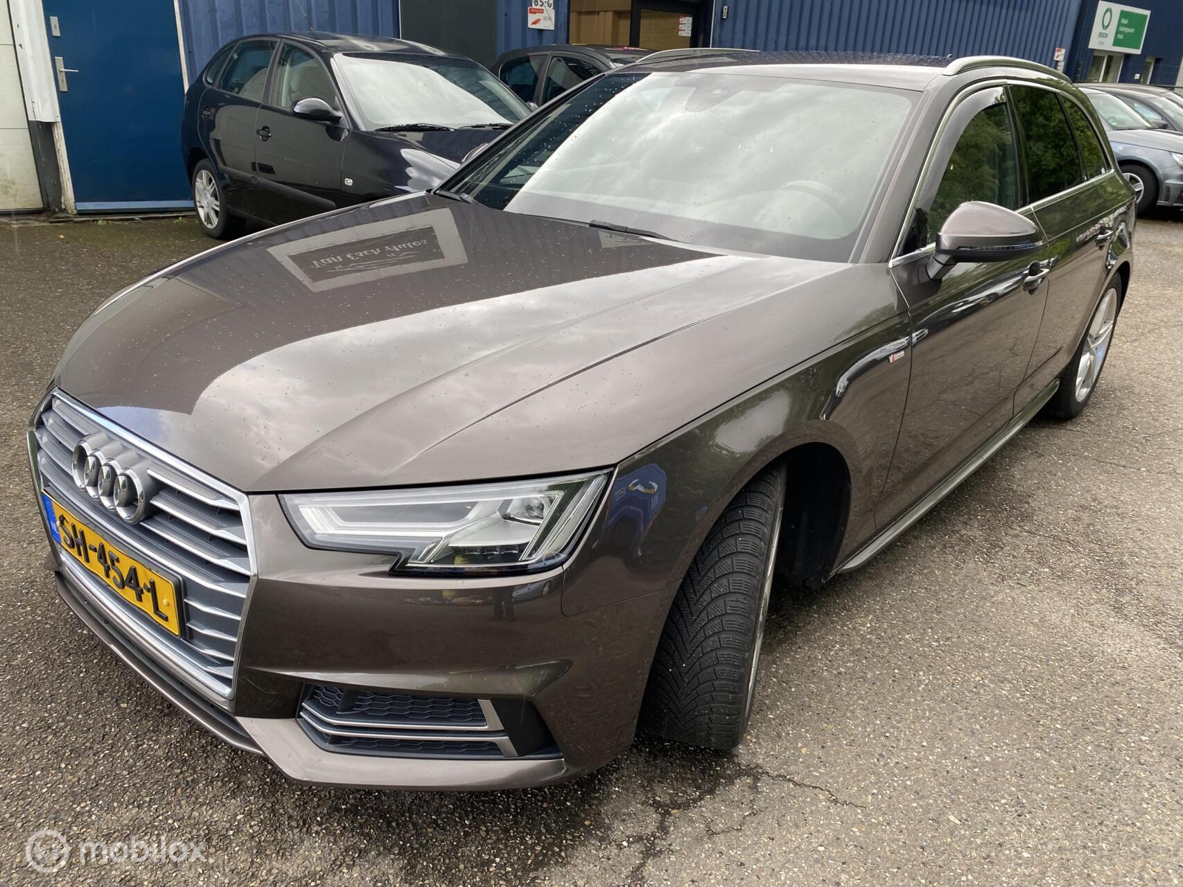 Foto van AUDI A4 AVANT