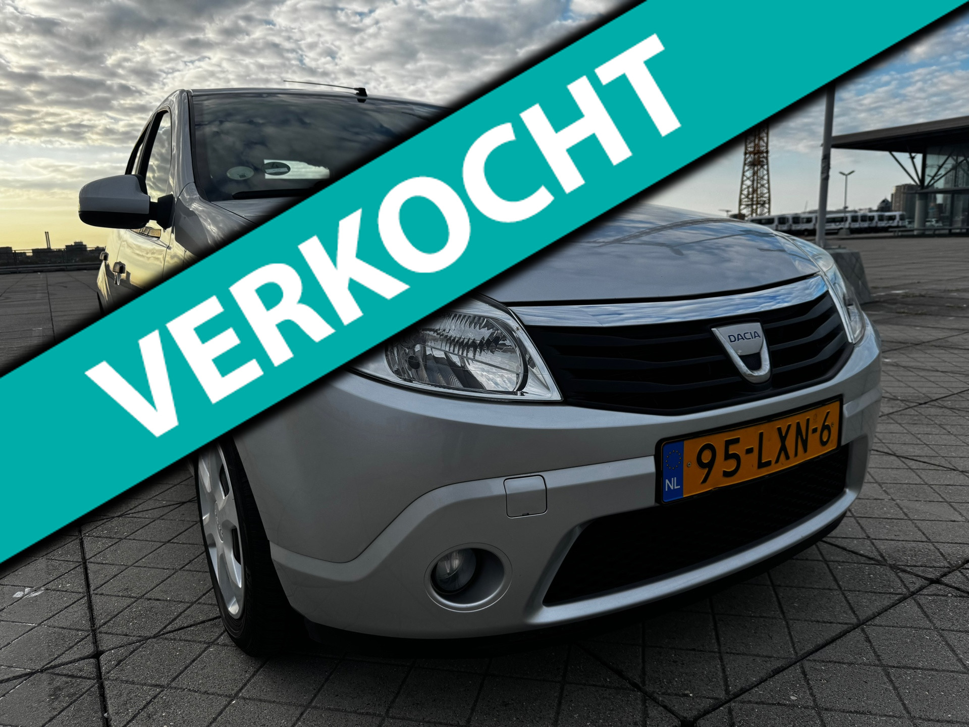 Foto van DACIA SANDERO