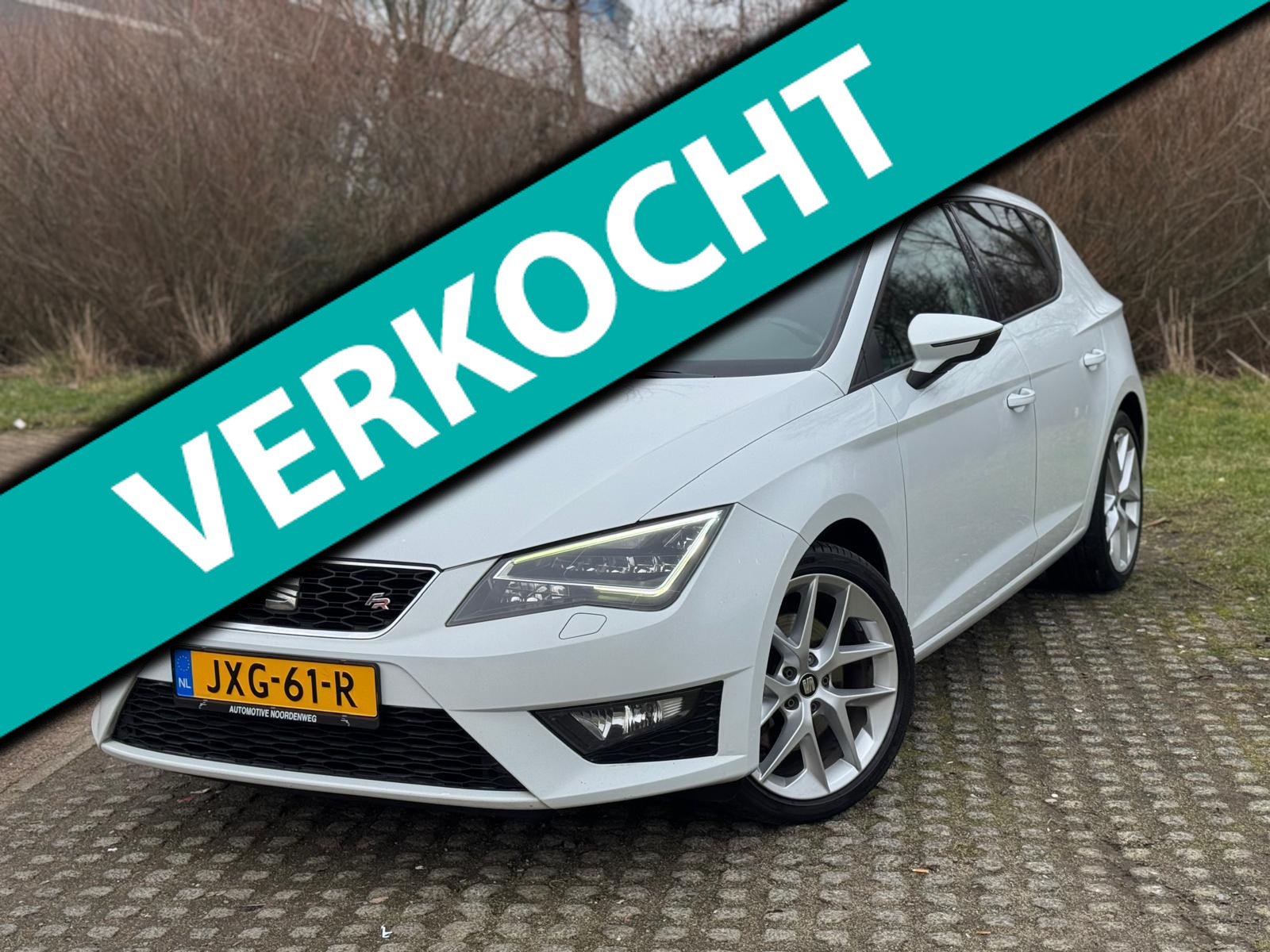 Seat Leon 1.8 TSI FR Connect / NAVI / LED / LEDER / PDC 2016 - voorkant