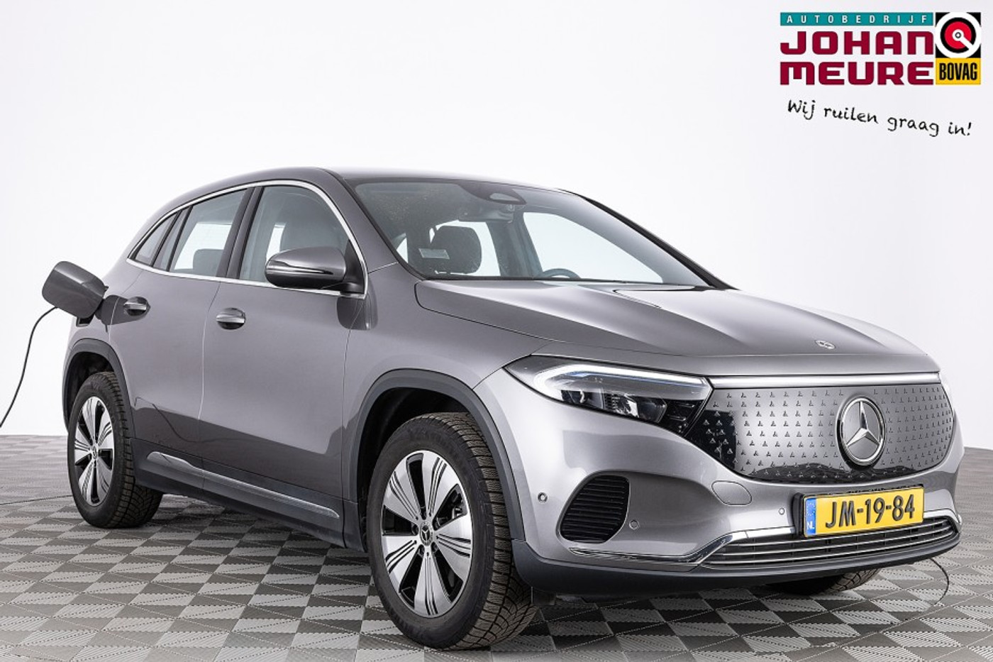 Mercedes-Benz Eqa 250+ Business Line 71 kWh *SOH 100%* Full LED | Half LEDER | CAMERA *BEVRIJDINGSDAG 05 mei OPEN!* 2024 - voorkant