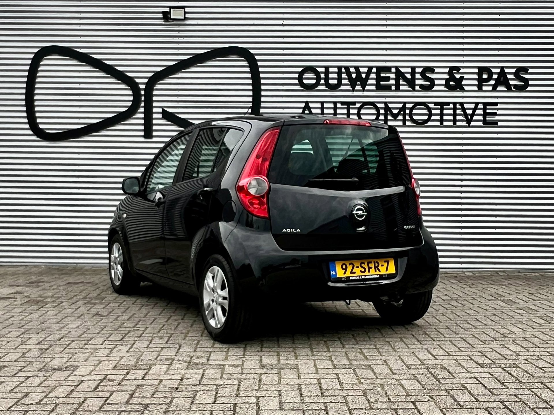 Foto van Opel Agila