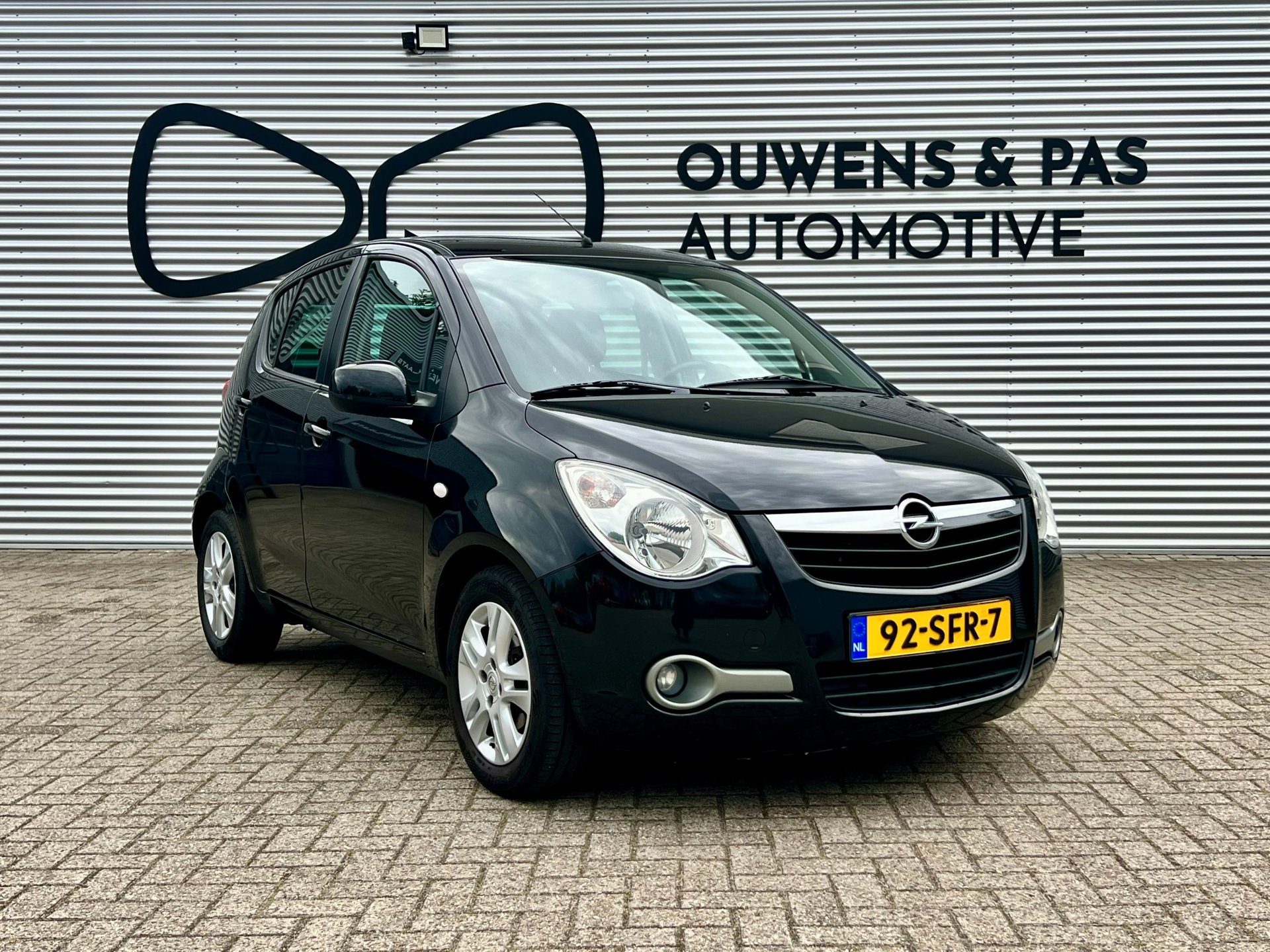 Foto van Opel Agila