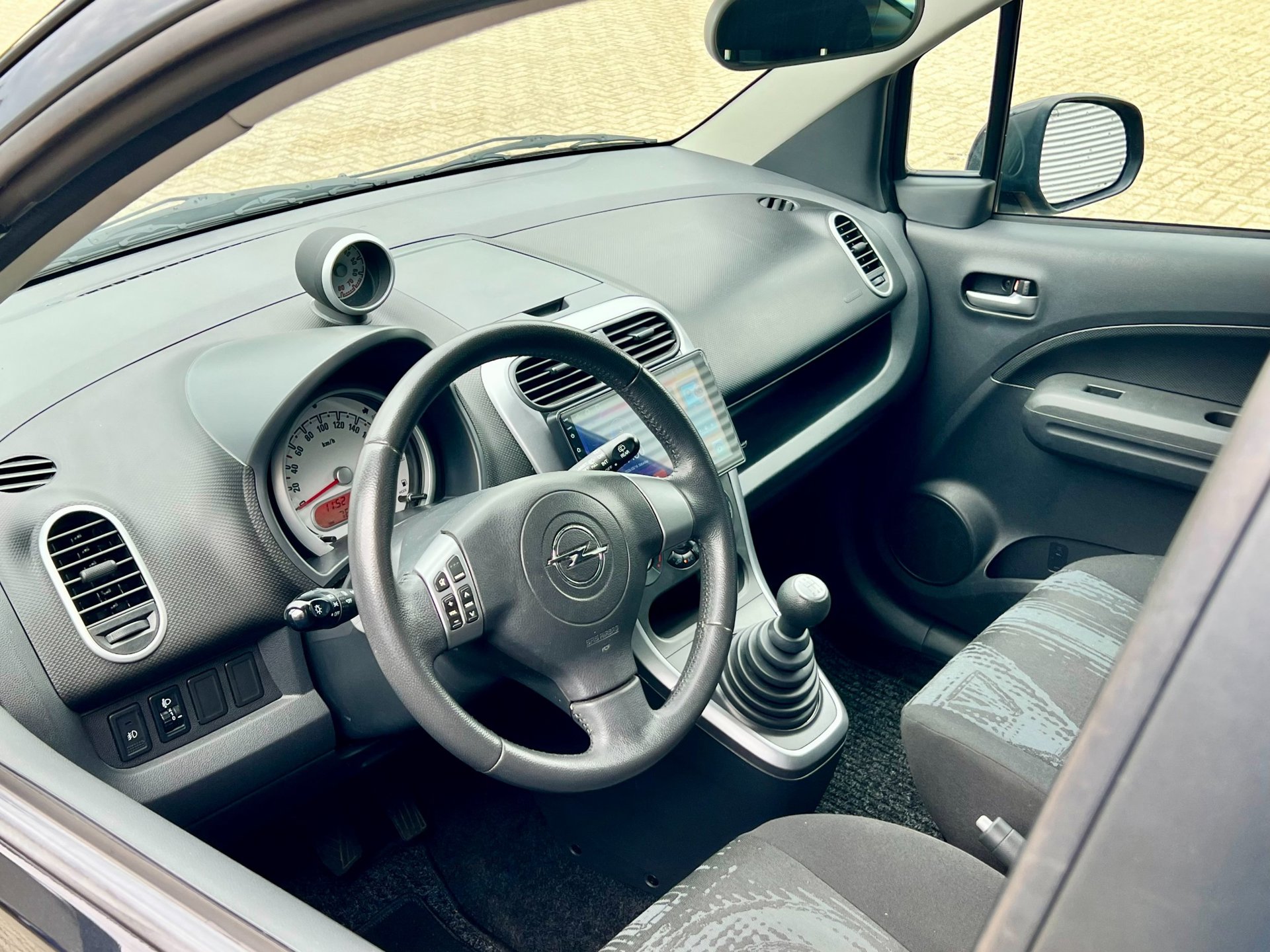 Foto van Opel Agila
