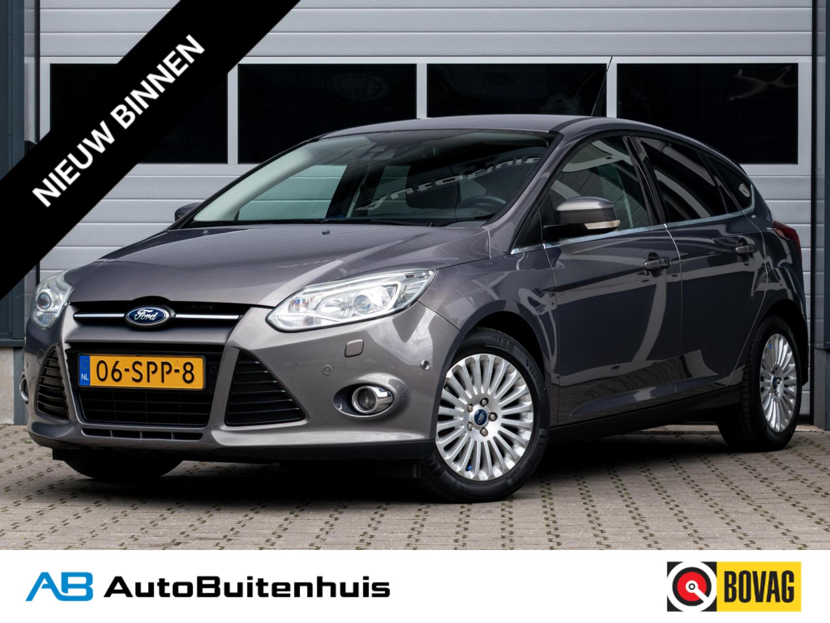 Ford Focus 1.6 EcoBoost Titanium|KEYLESS|NAVI|CLIMATE|PDC|CRUISE 2011 - voorkant