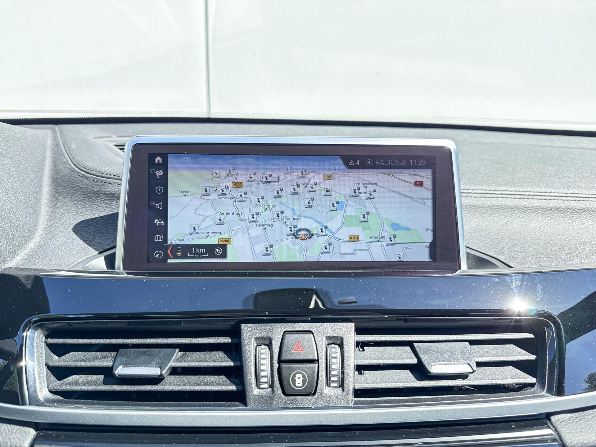 Foto van BMW X1 Xdrive25e