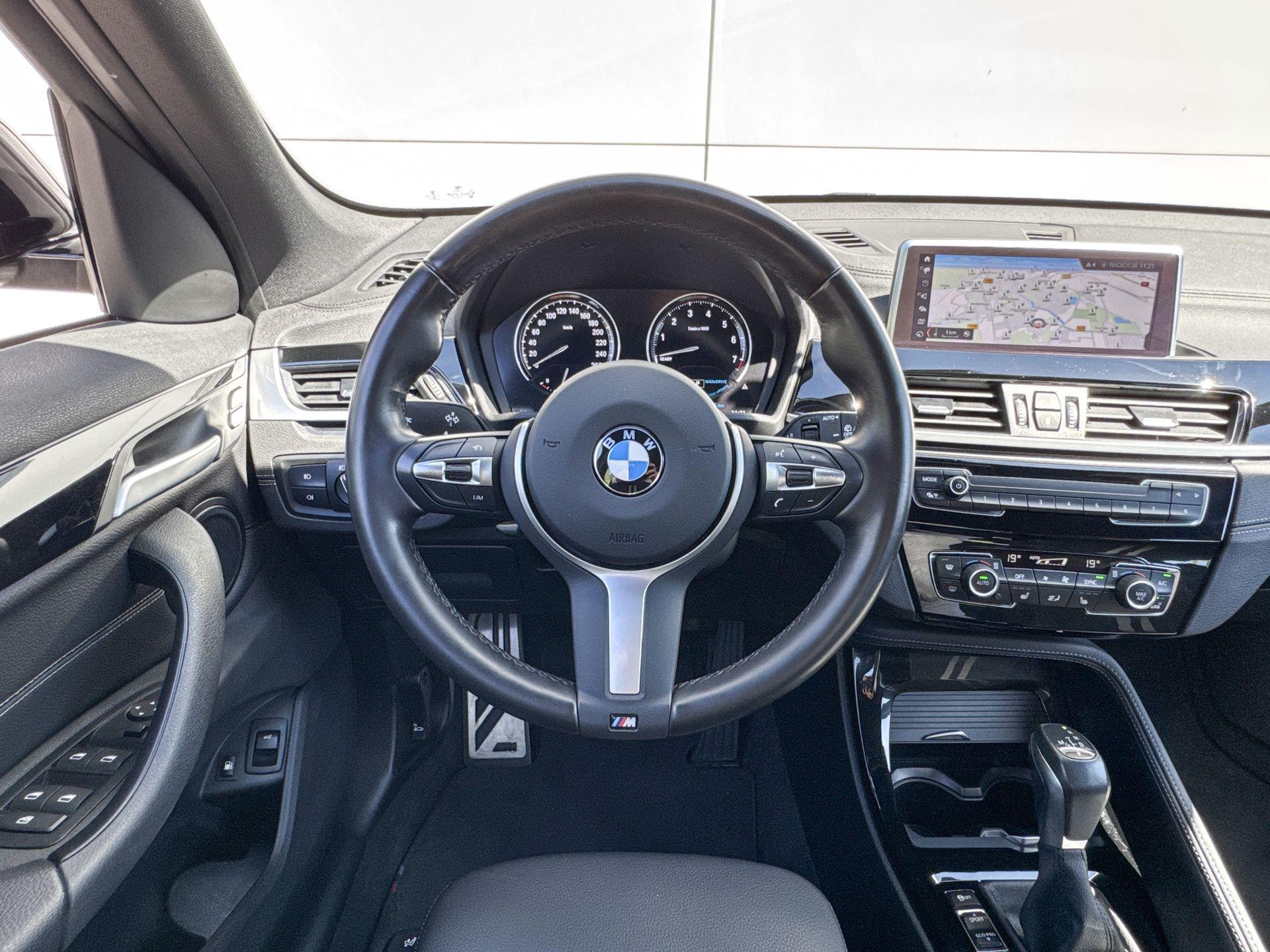 Foto van BMW X1 Xdrive25e