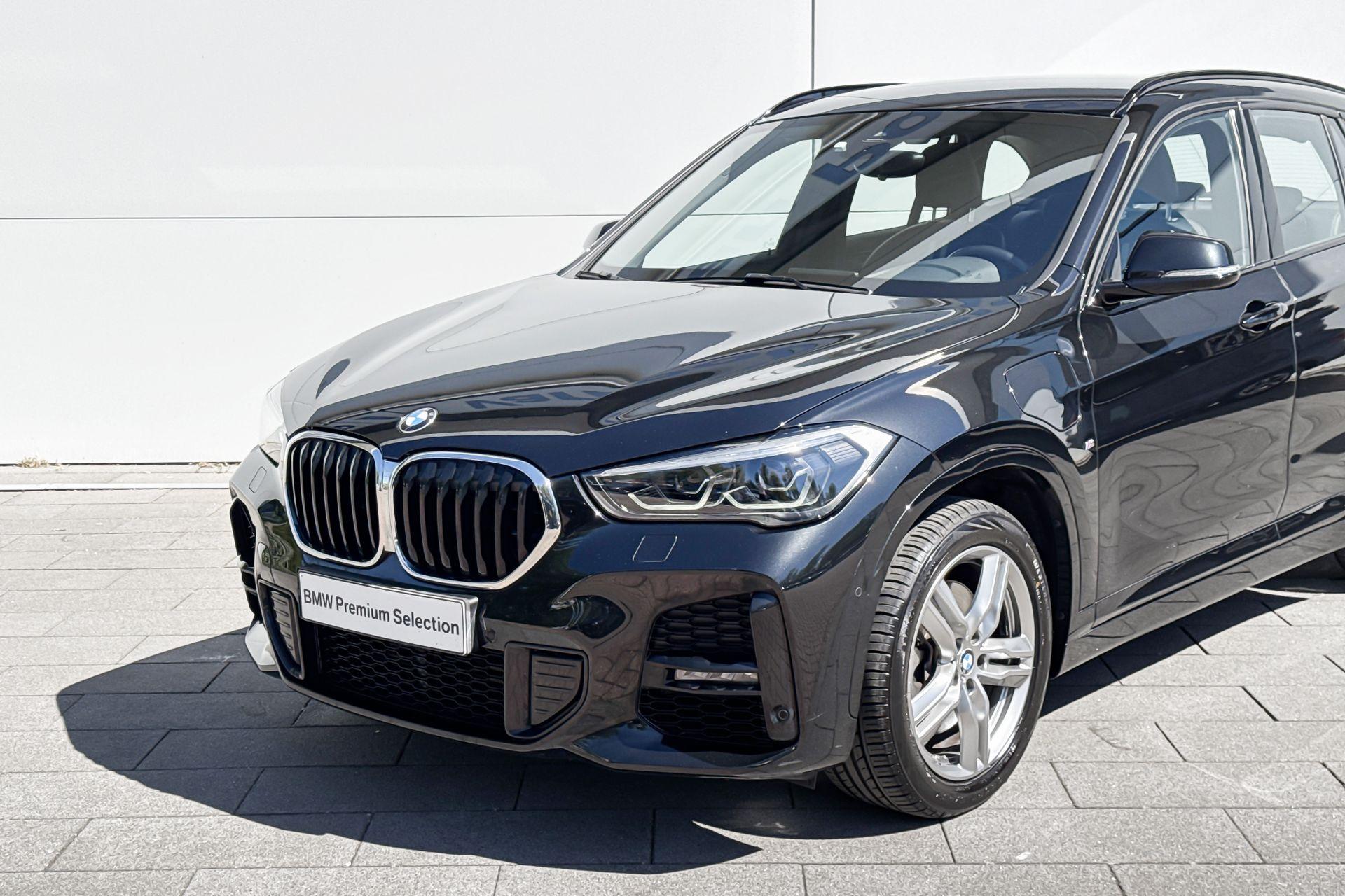 Foto van BMW X1 Xdrive25e