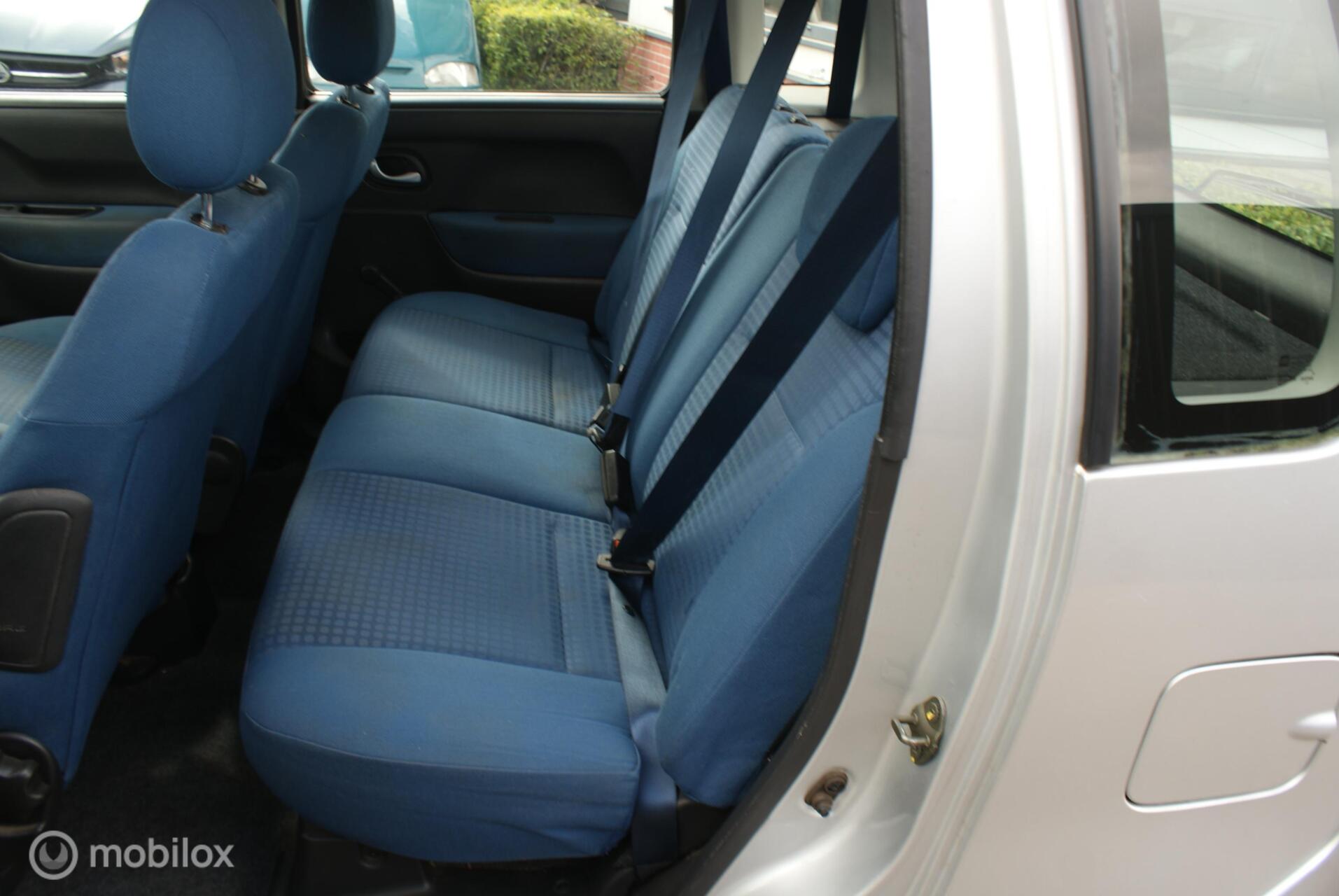 Foto van Opel Agila