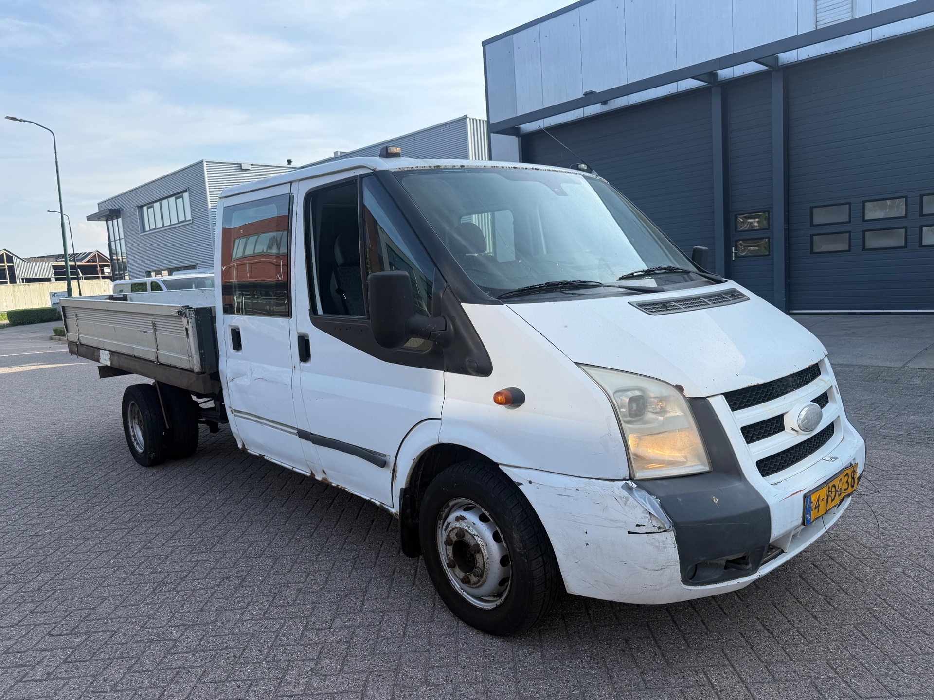 Foto van Ford Transit 350lef CDCLB 200dpf 4,10