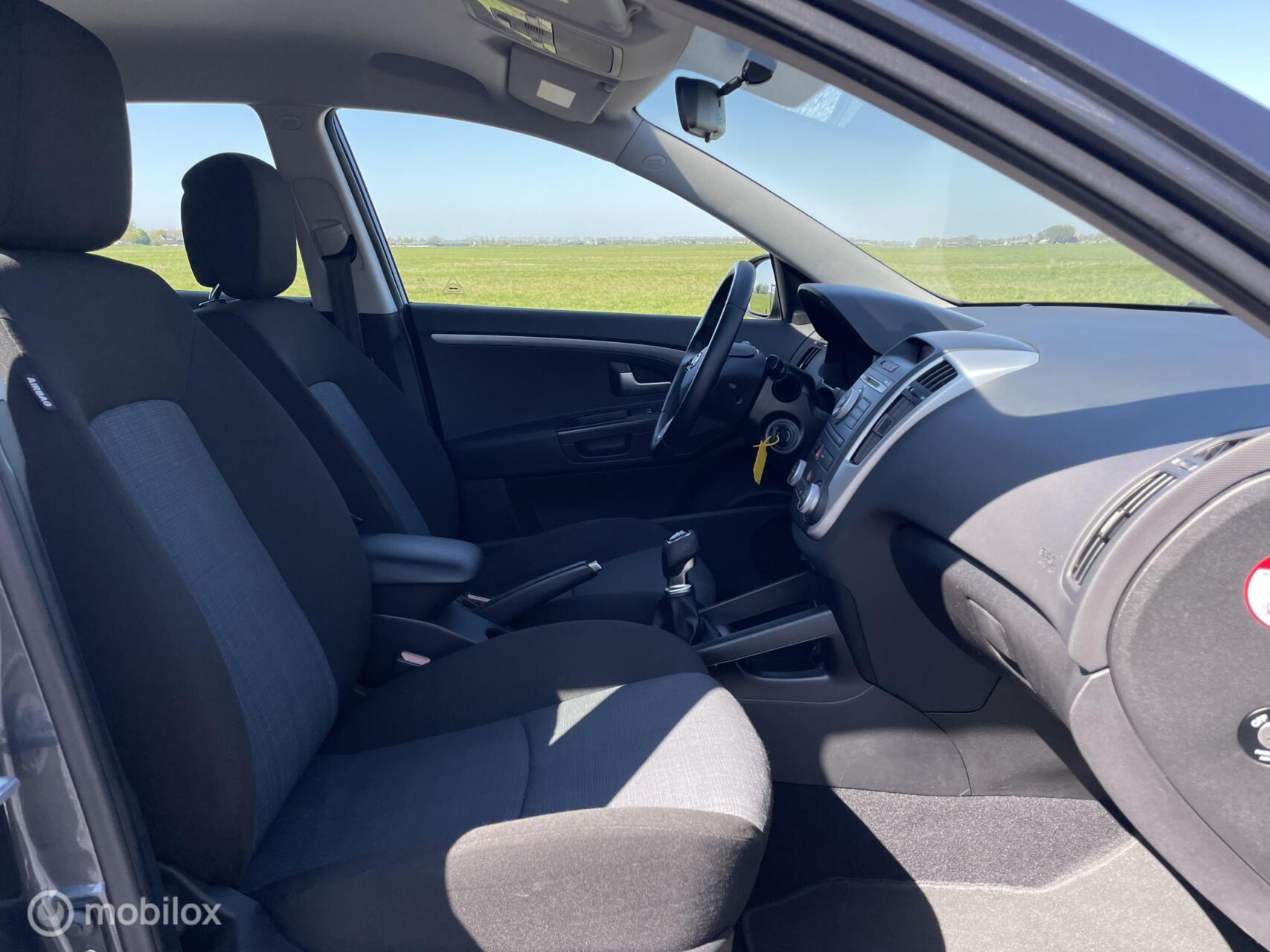 Foto van Kia Cee D