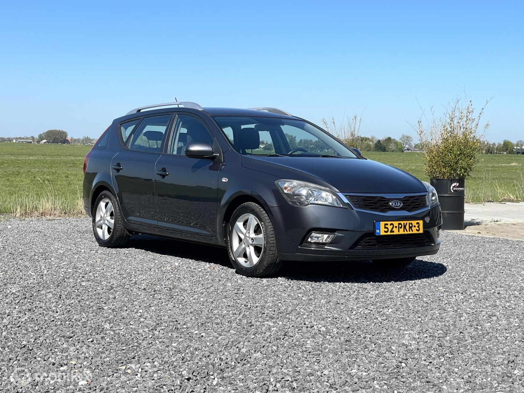 Foto van Kia Cee D