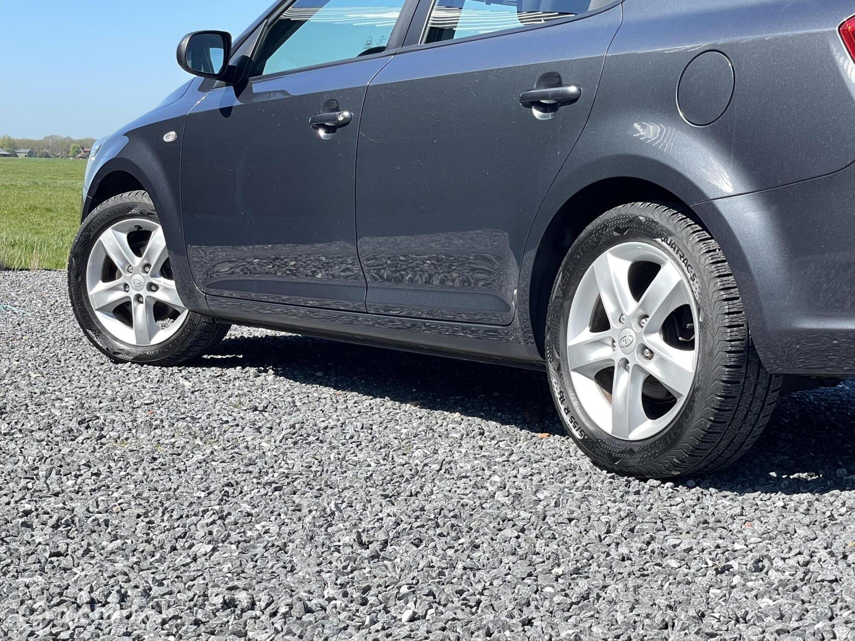 Foto van Kia Cee D