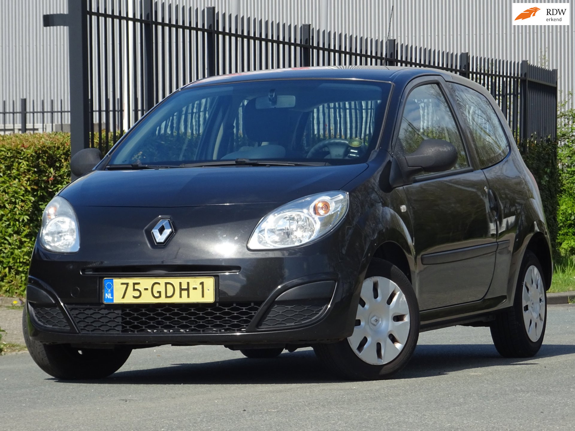 Renault Twingo 1.2 Authentique NAP/AIRCO/NW APK 2008 - voorkant