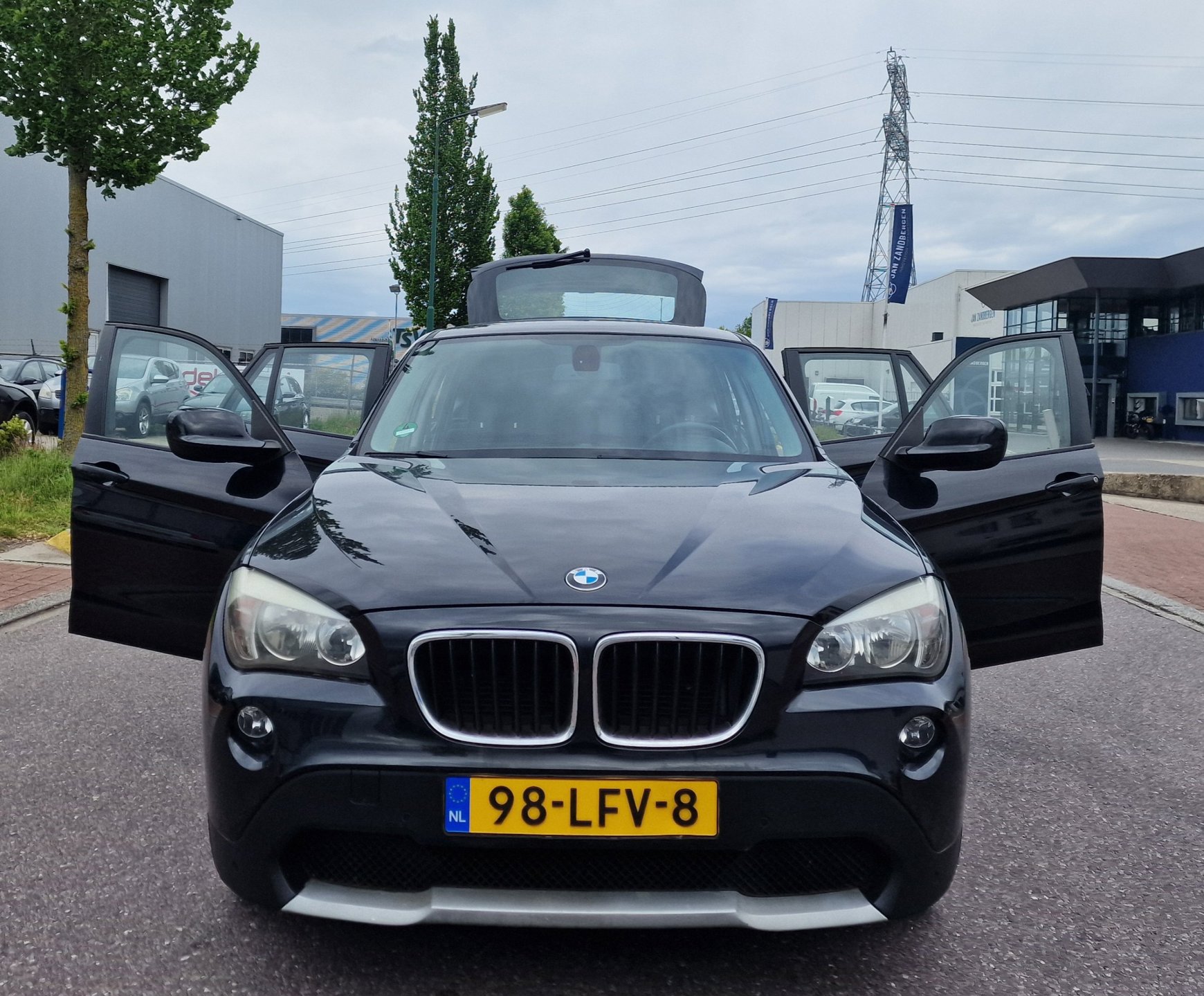 Foto van BMW X1 sDrive 18i