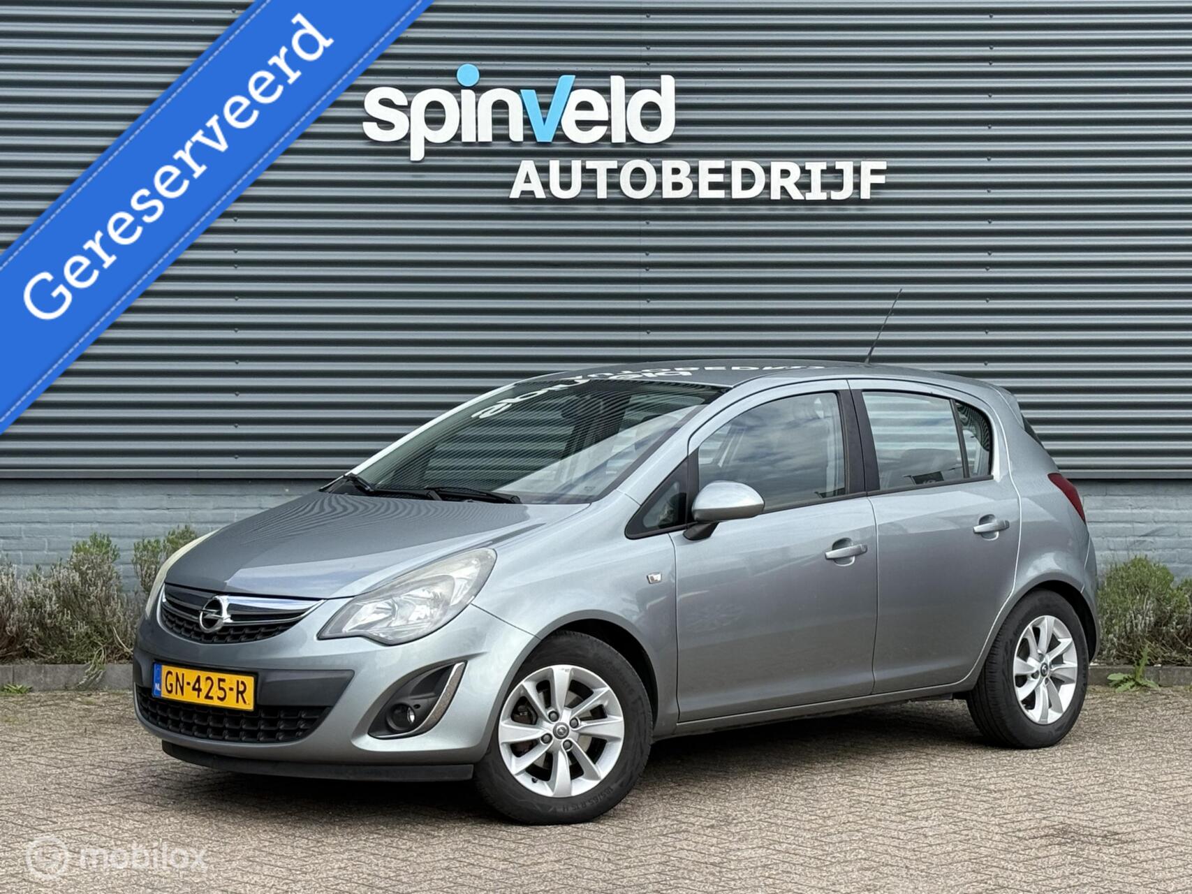 Opel Corsa 1.4-16V - Cruise - Airco - 5drs - 2014 - voorkant