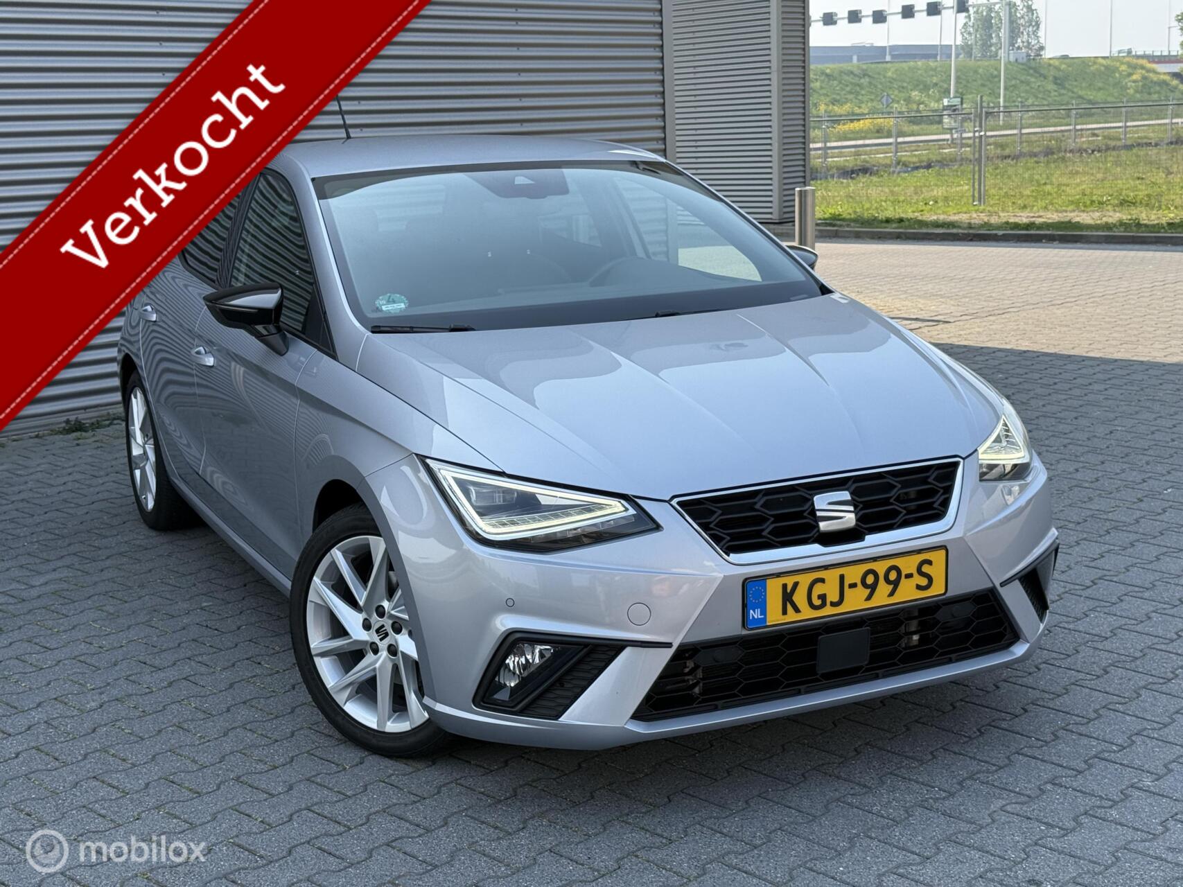Seat Ibiza 1.0 EcoTSI FR Business Intense 2022 - voorkant