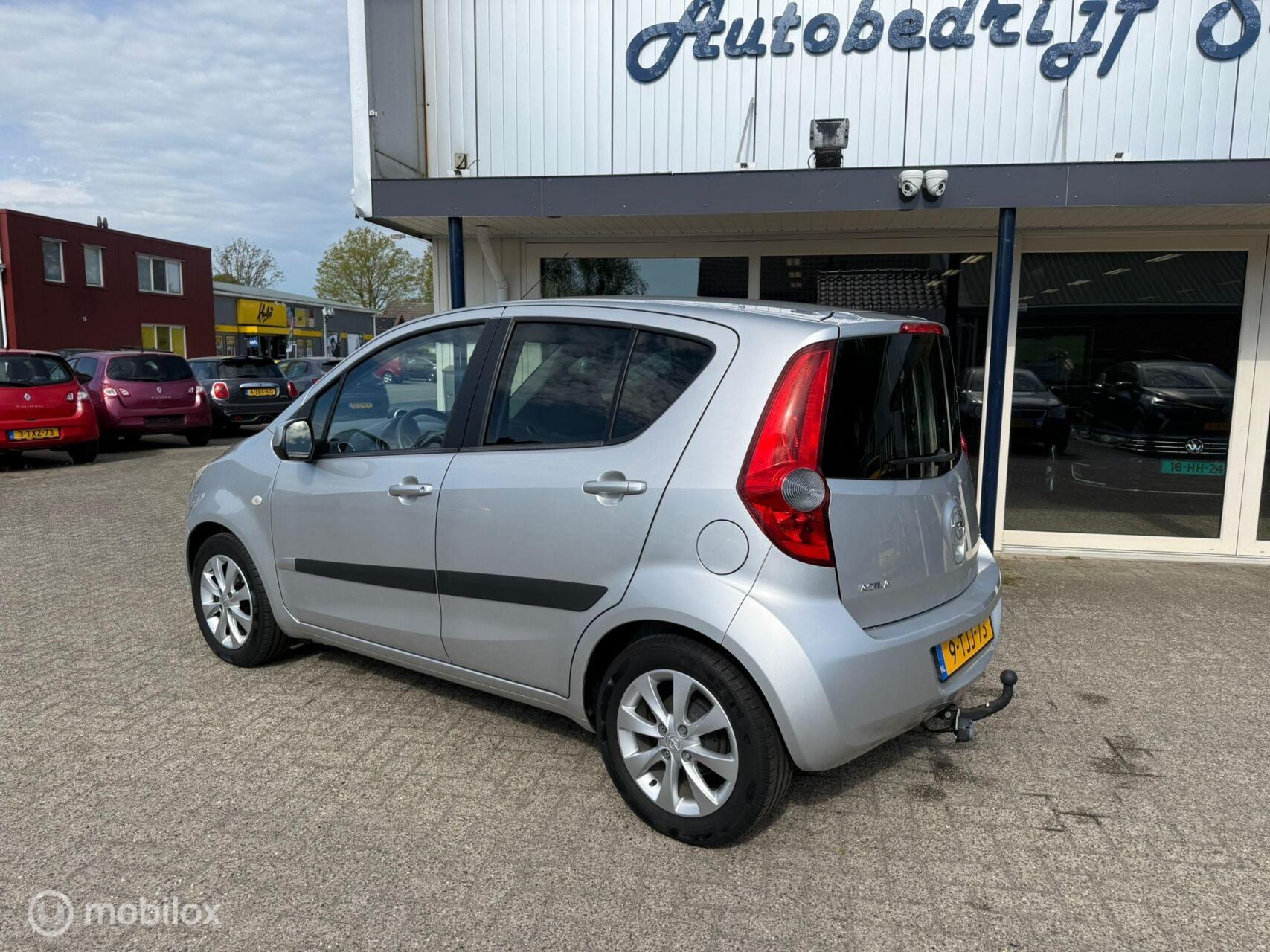 Foto van Opel Agila