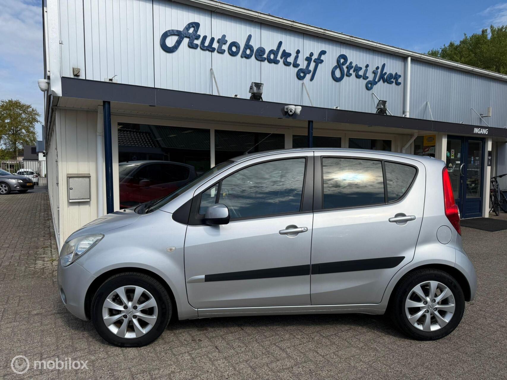 Foto van Opel Agila