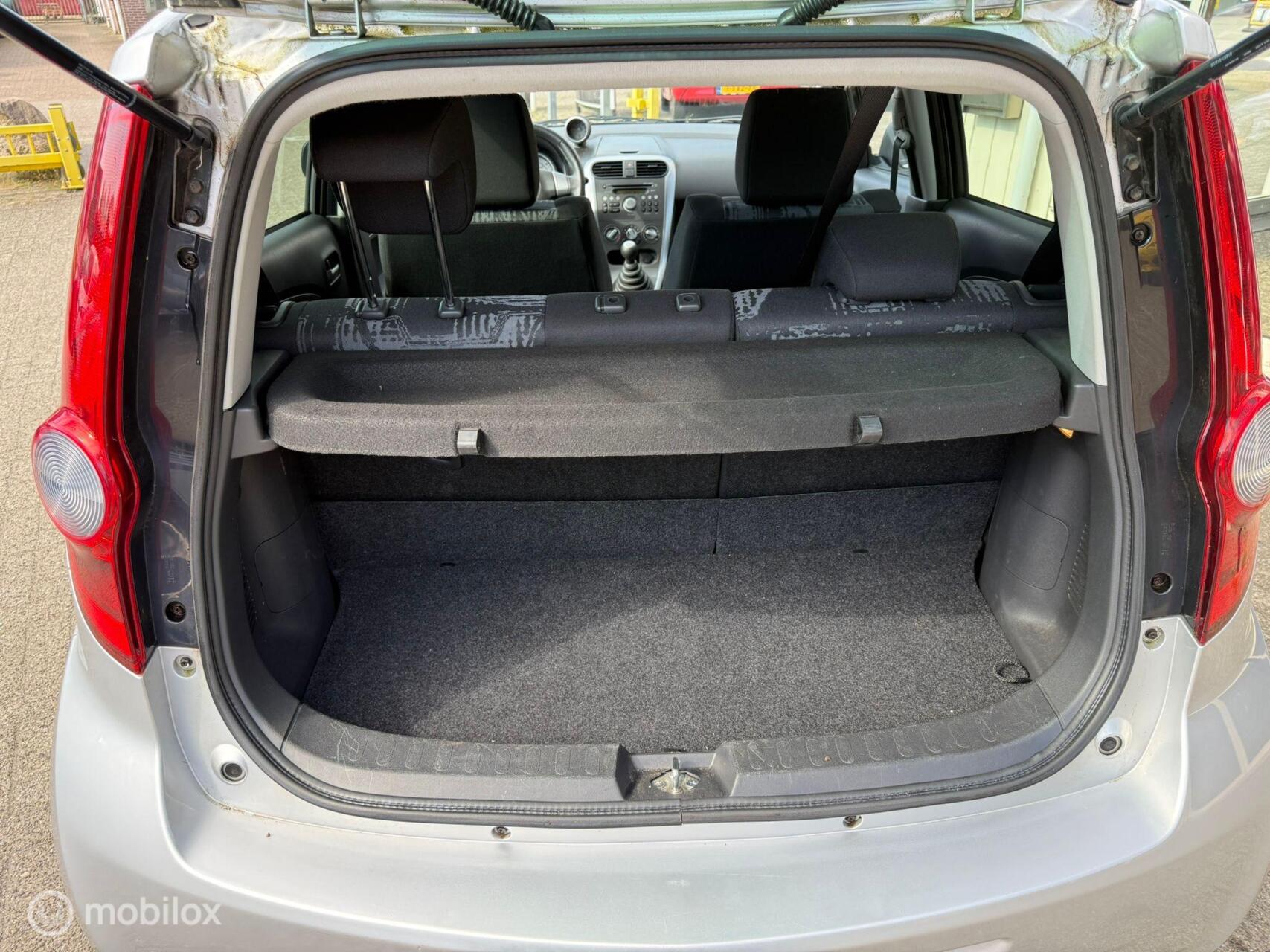 Foto van Opel Agila