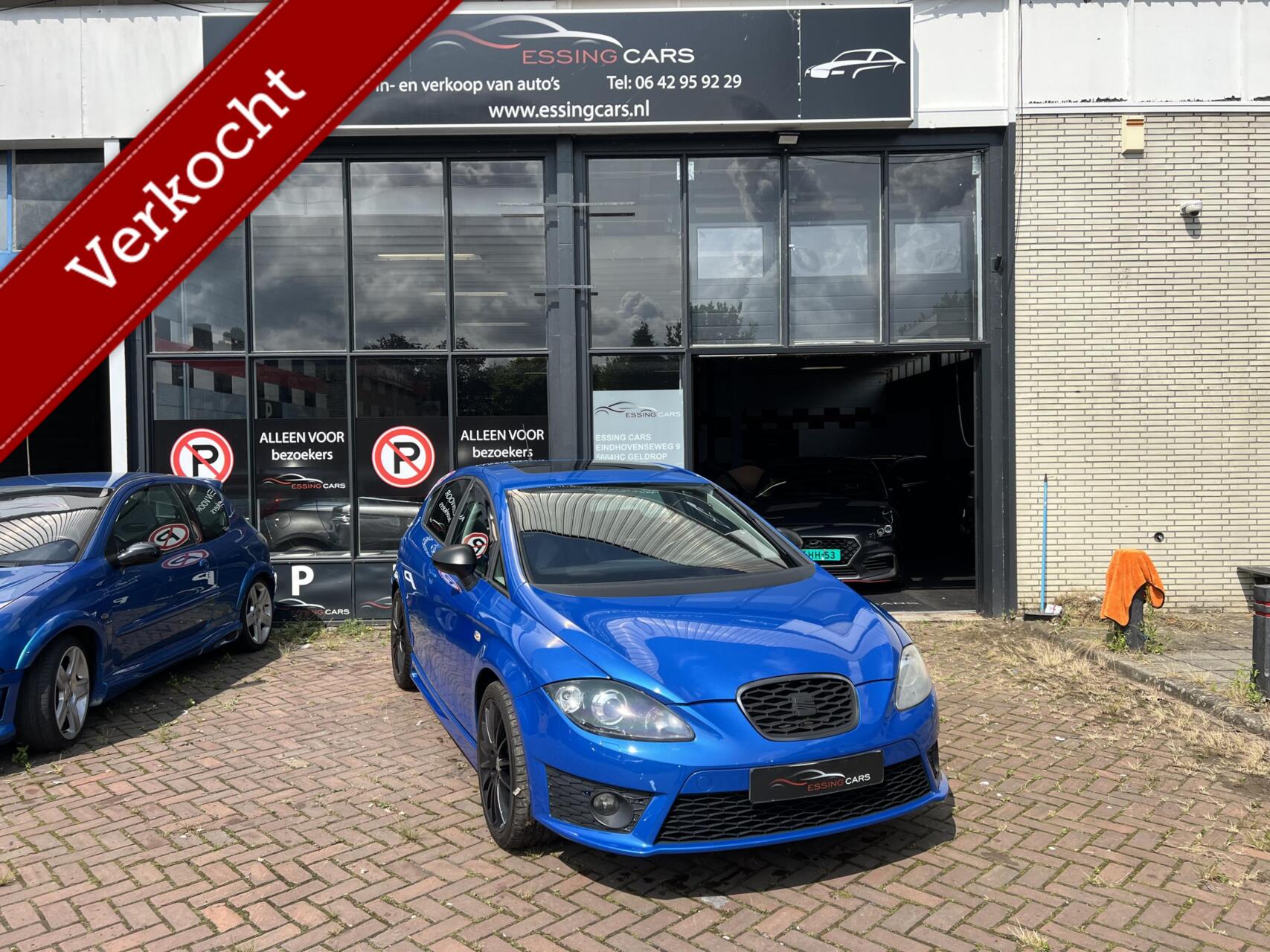 Seat Leon 2.0 TDI FR pano leer 2010 - voorkant