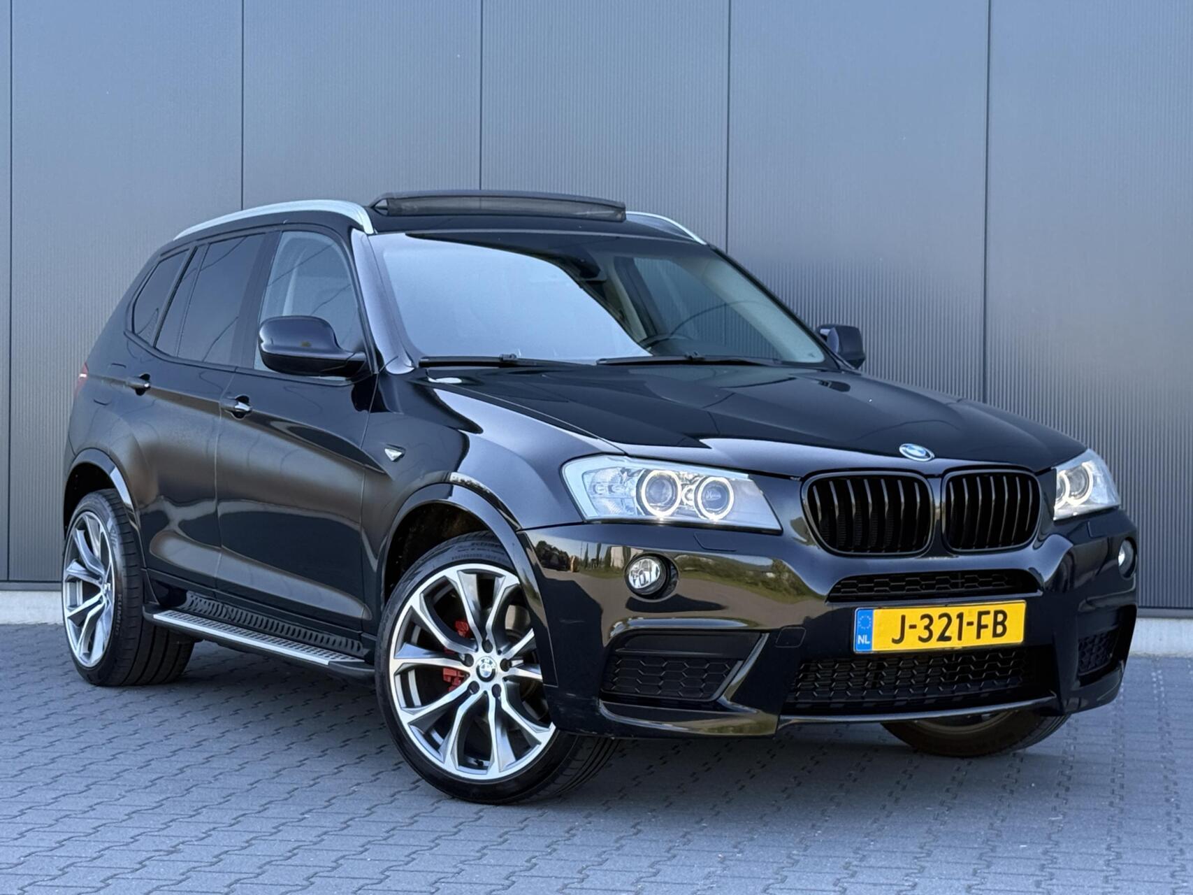 Foto van BMW X3 Xdrive28i