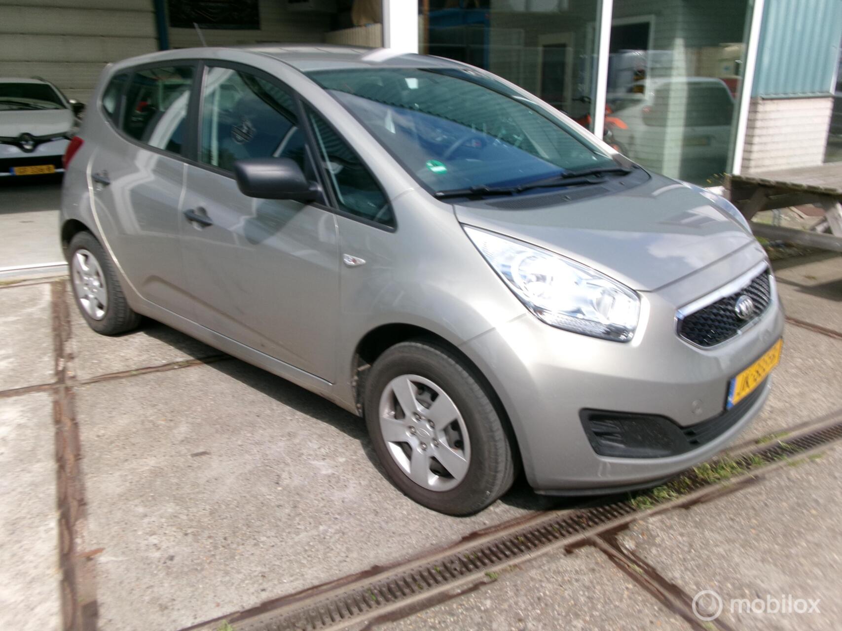 Foto van KIA VENGA