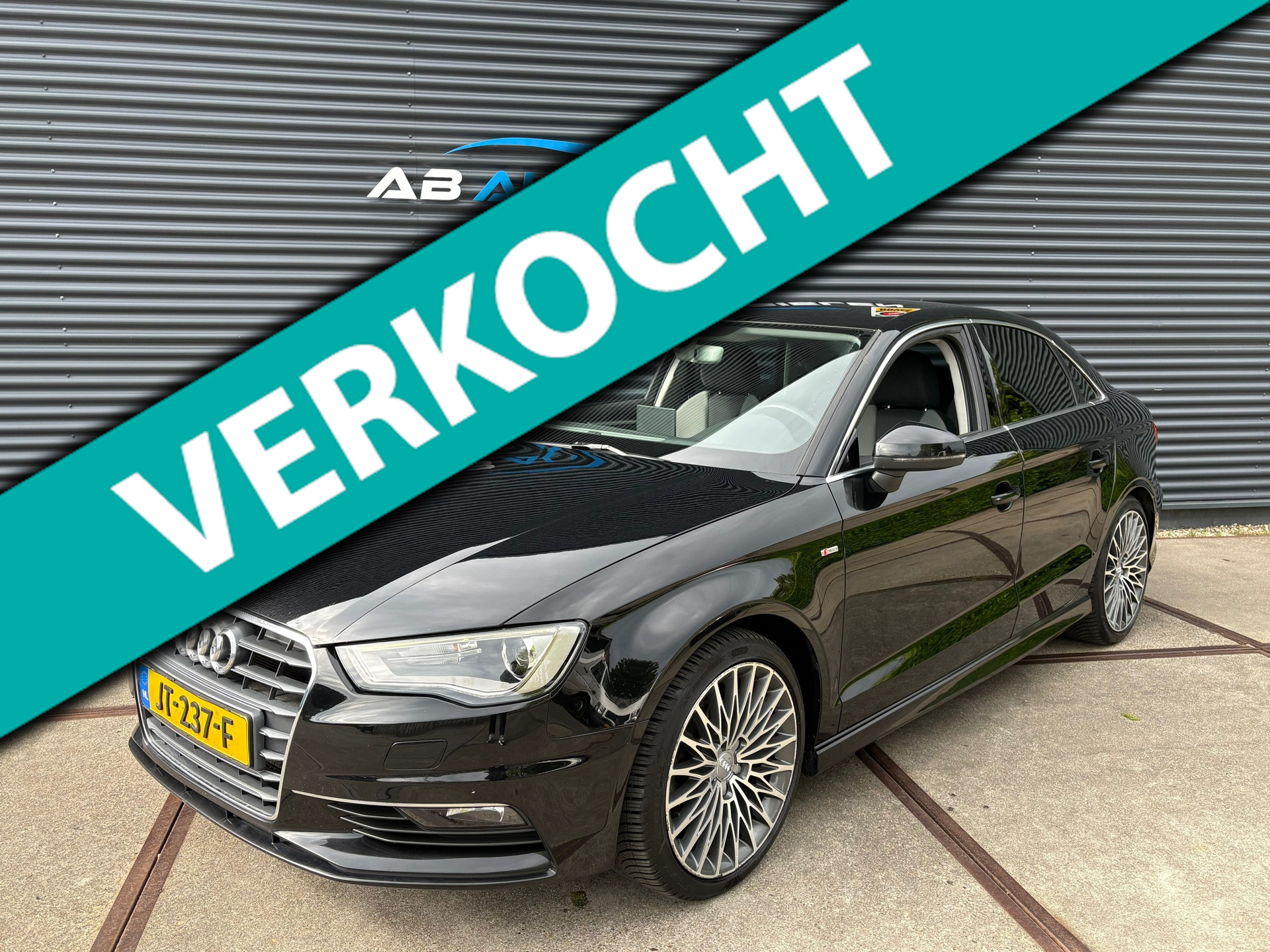 Audi A3 Limousine 1.4 TFSI Ambition Pro Line S 2015 - voorkant