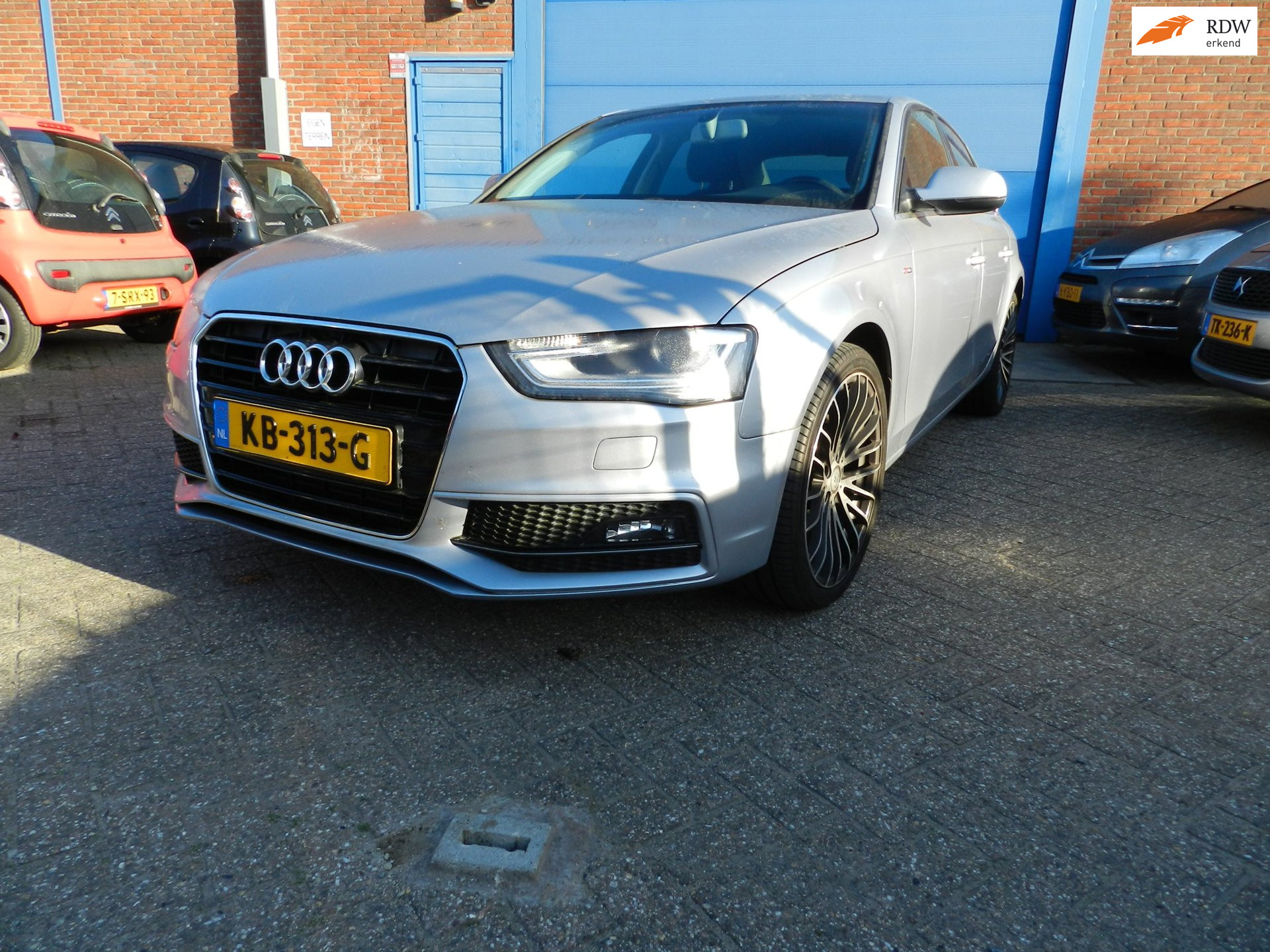 Foto van AUDI A4 LIMOUSINE